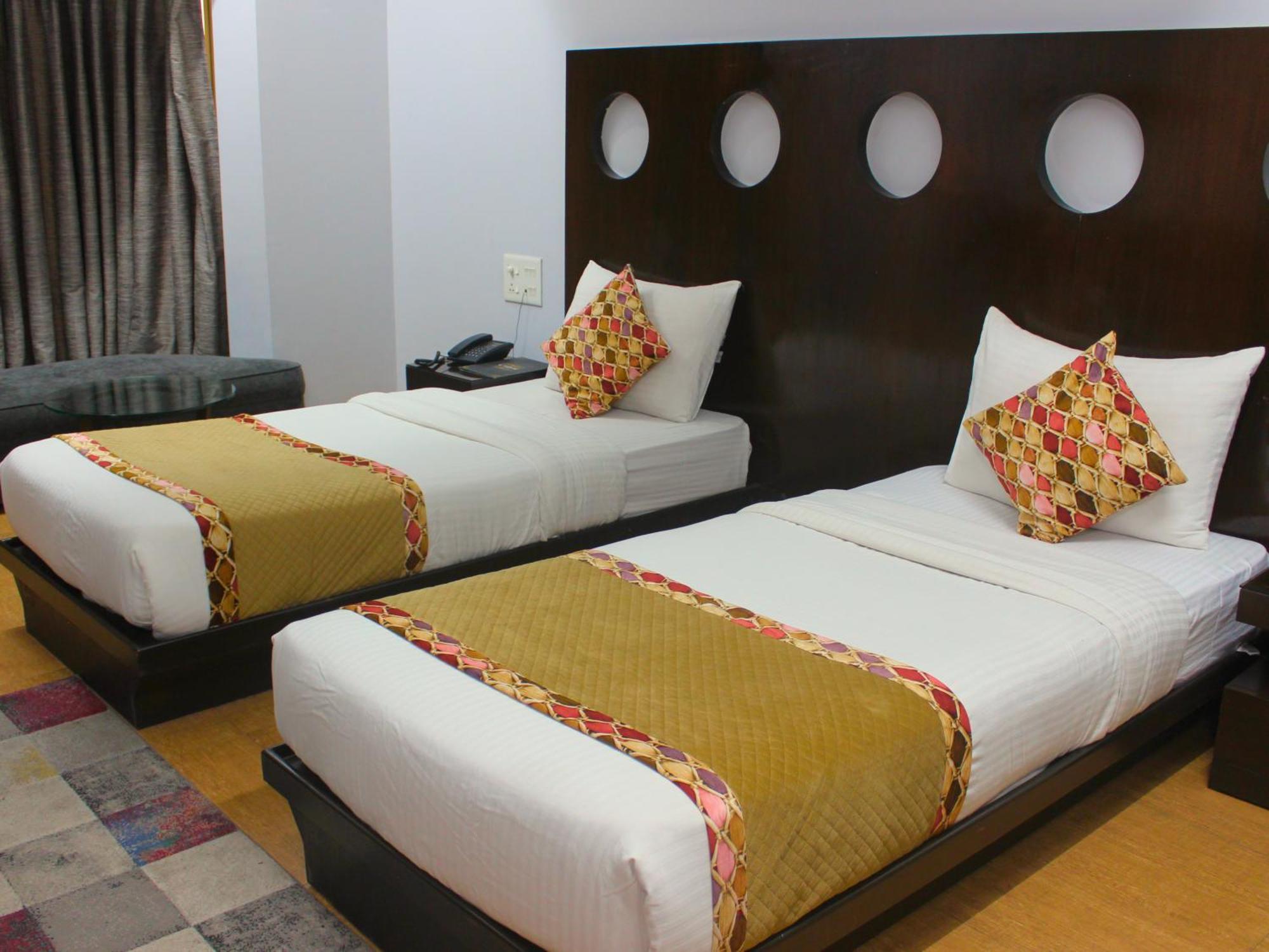 Cymbal -sector 31 Hotel