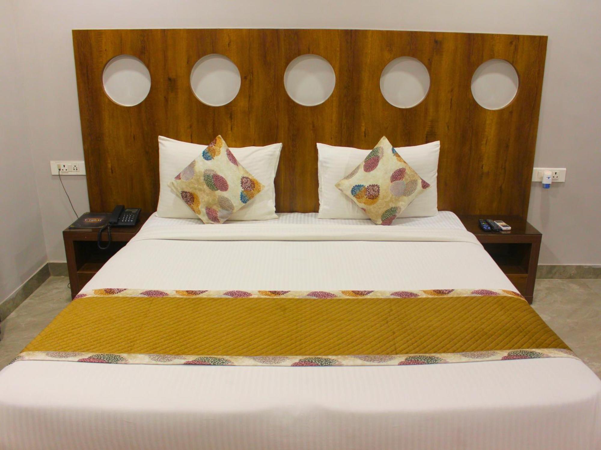Cymbal -sector 31 Hotel 3*