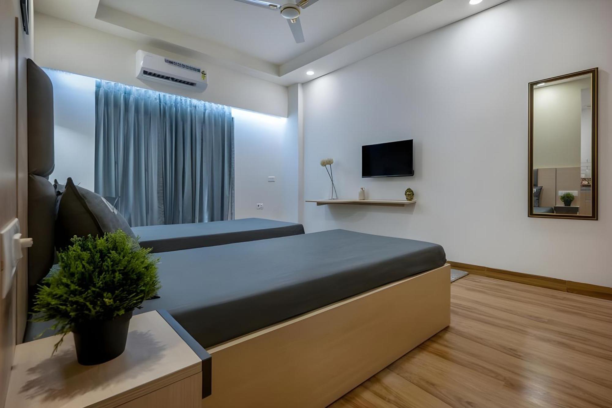 Living Homes Alcor - Sector 49, Golf Course Extension Rd Apartment *