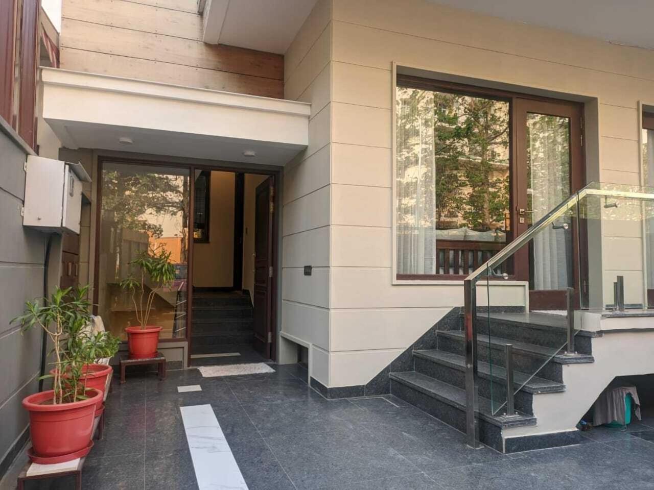Urban Apartment