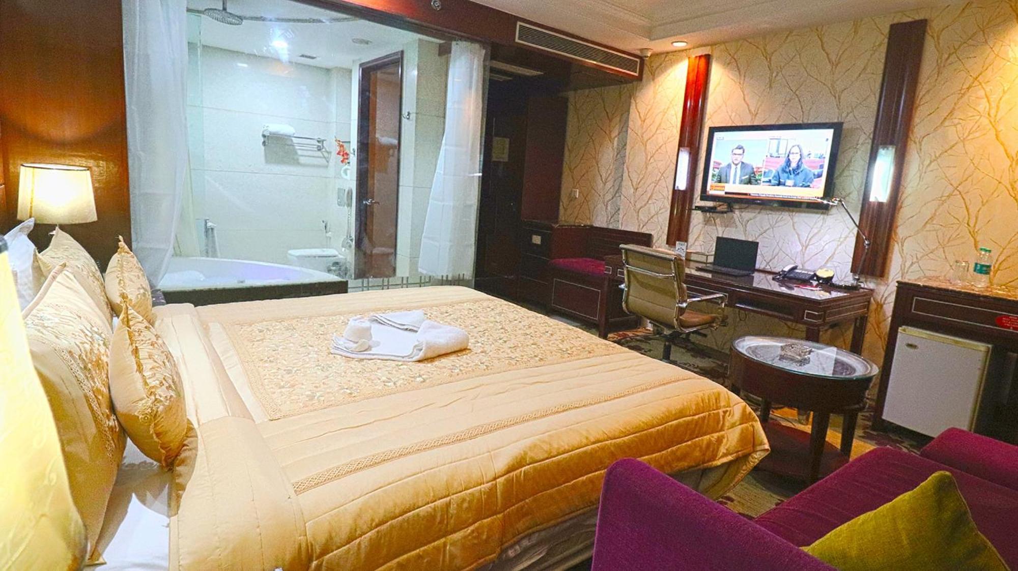 Skycity 3*