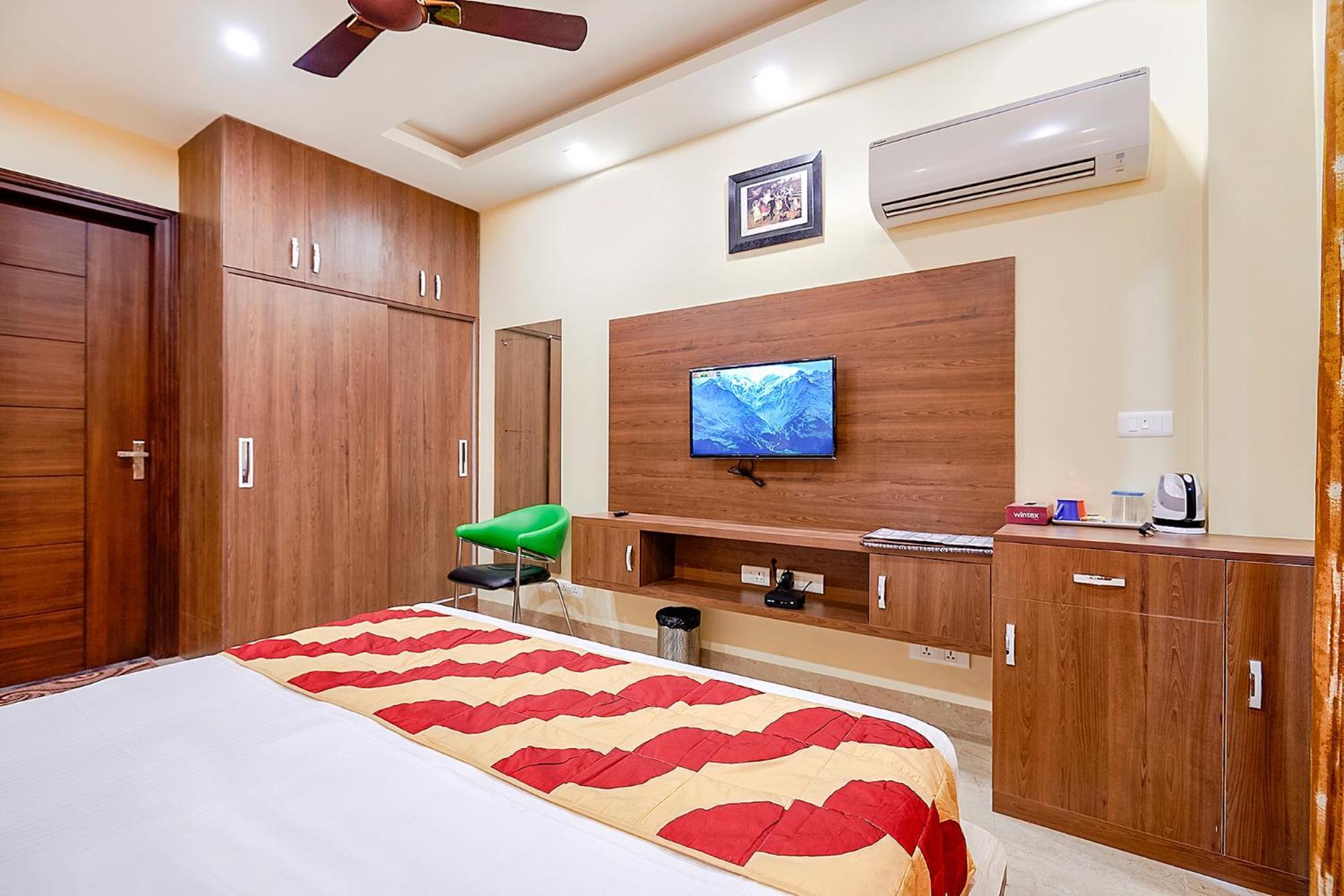 Fabhotel Indian Gurgaon