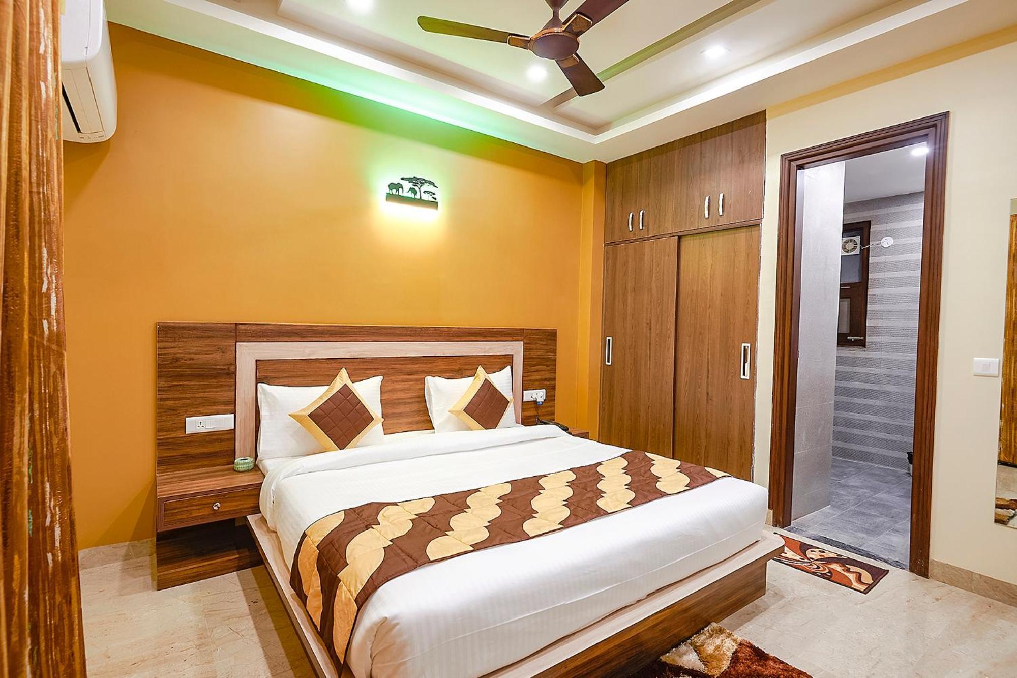 Fabhotel Indian Apartment