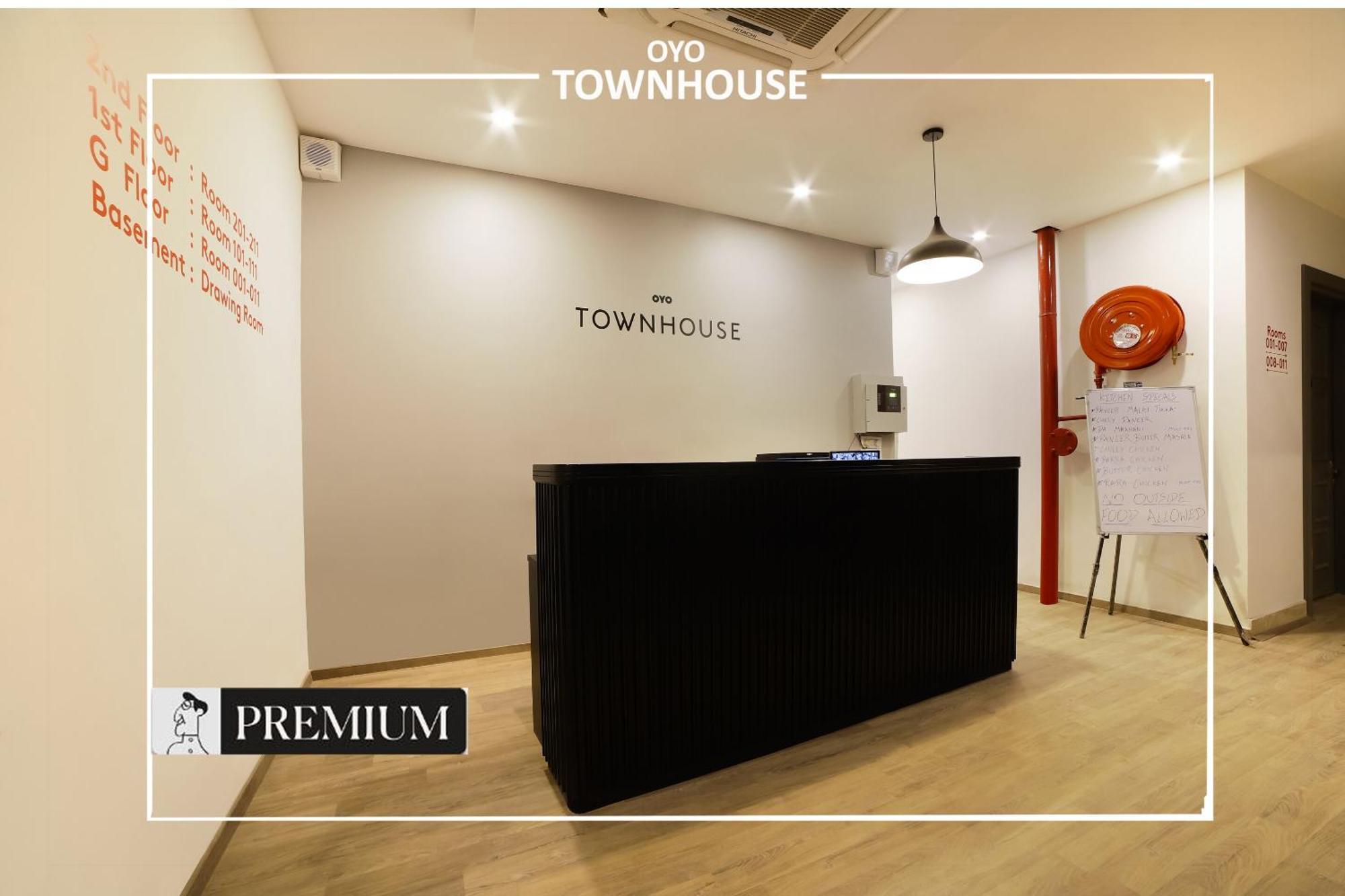 Hotel Oyo Townhouse 120 Shushant Lok Gurgaon