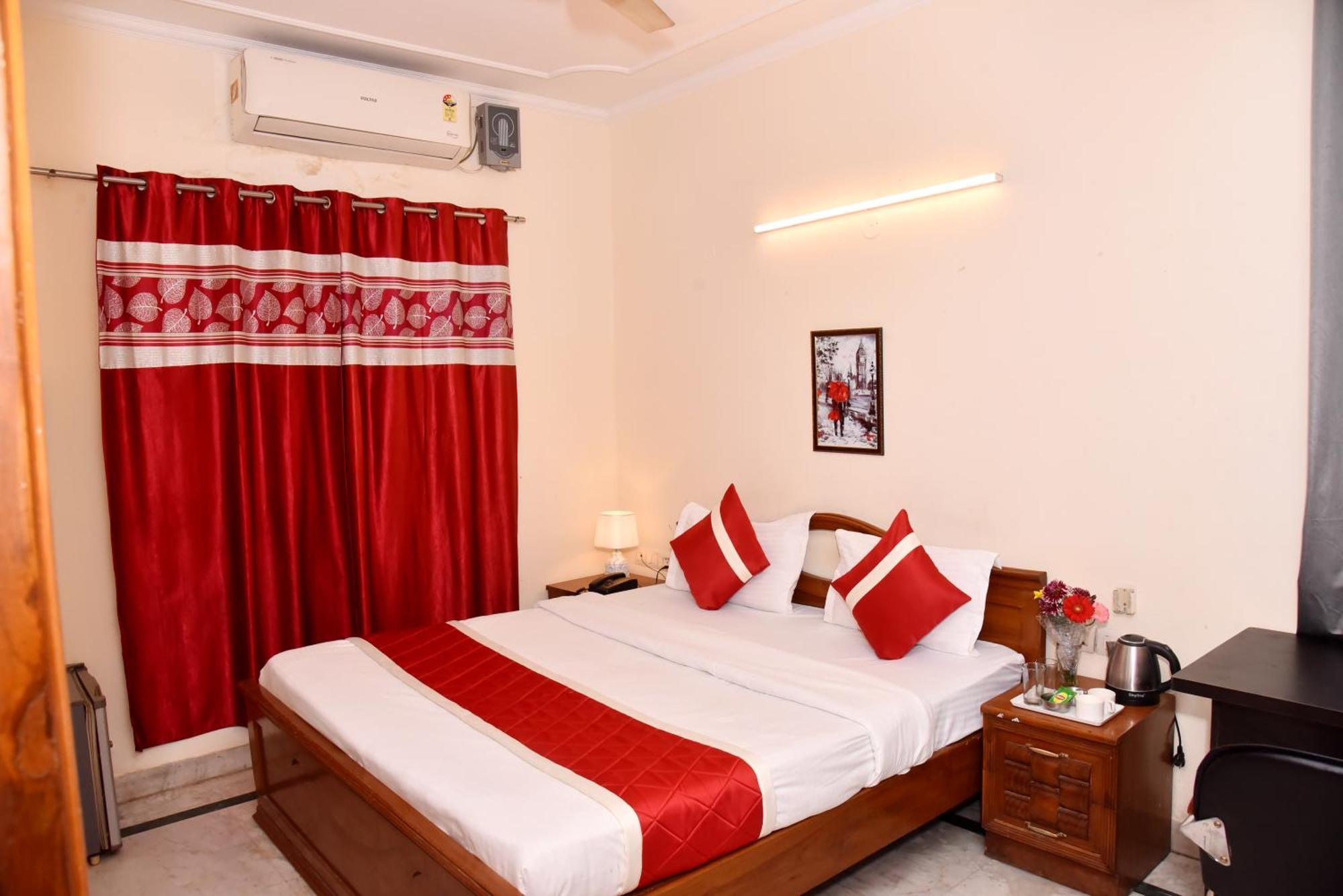 Hotel Sunshine Gurgaon
