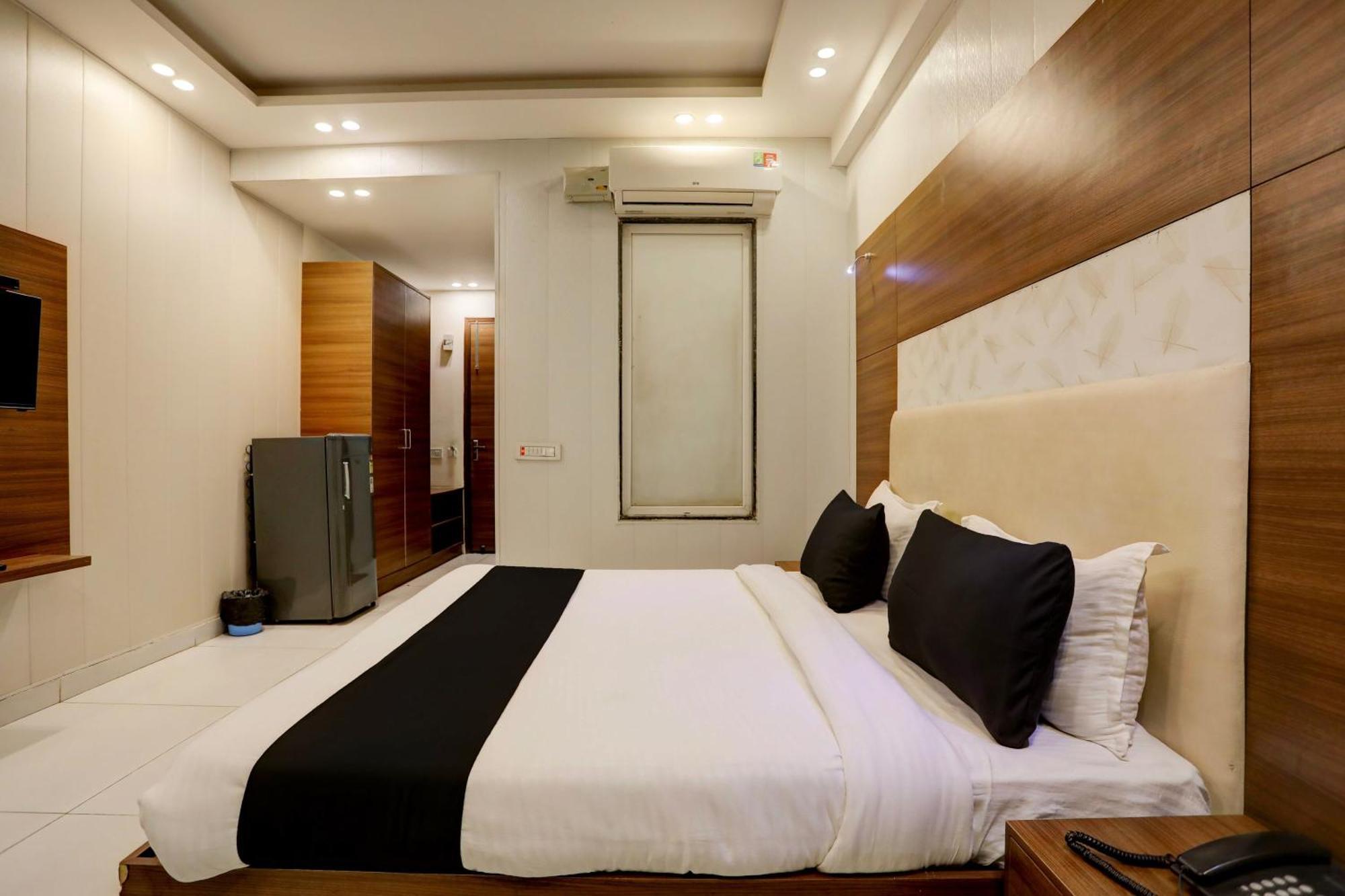 Collection O Just In 4* Gurgaon