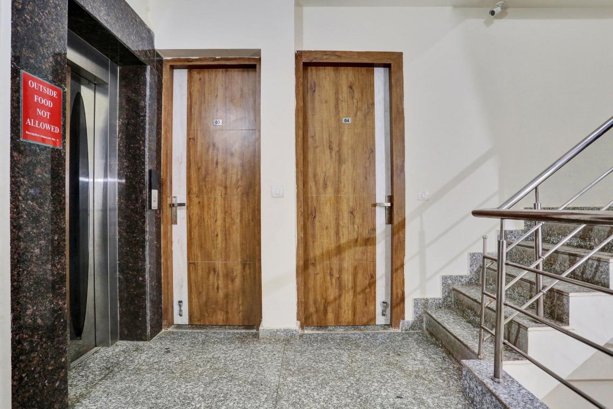 O Jmd Residency Hotel 3*