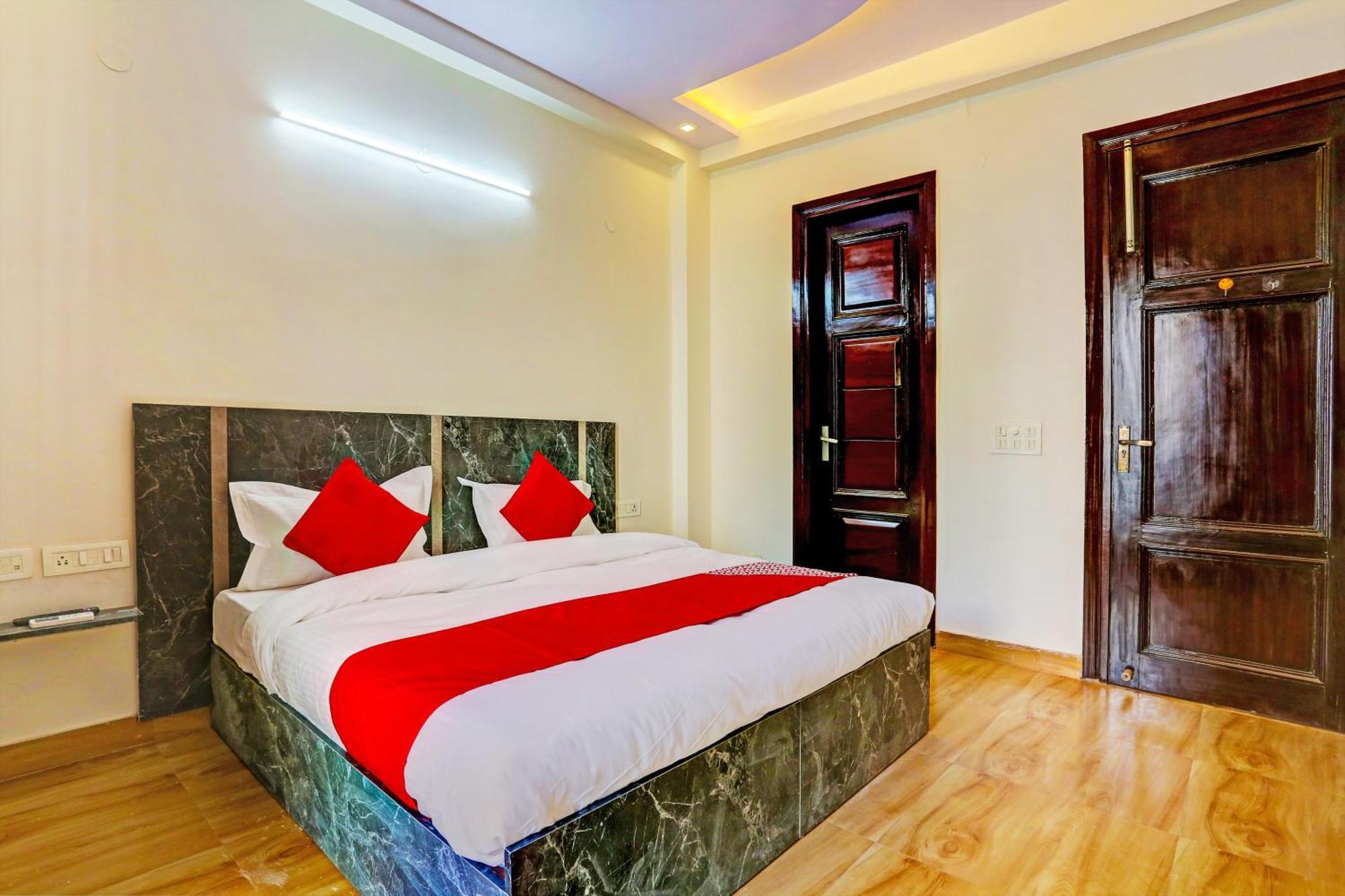Flagship Spring Brook 3* Gurgaon