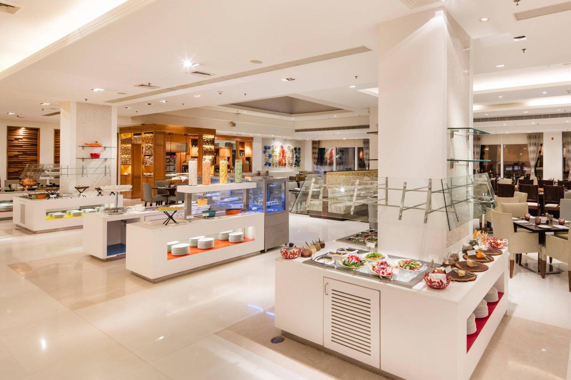 Hotel Le Meridien Gurgaon, Delhi Ncr 5*