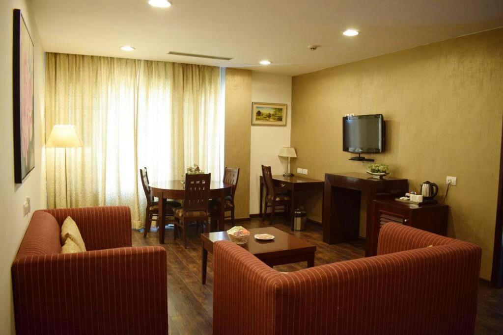 Grenville Hotel