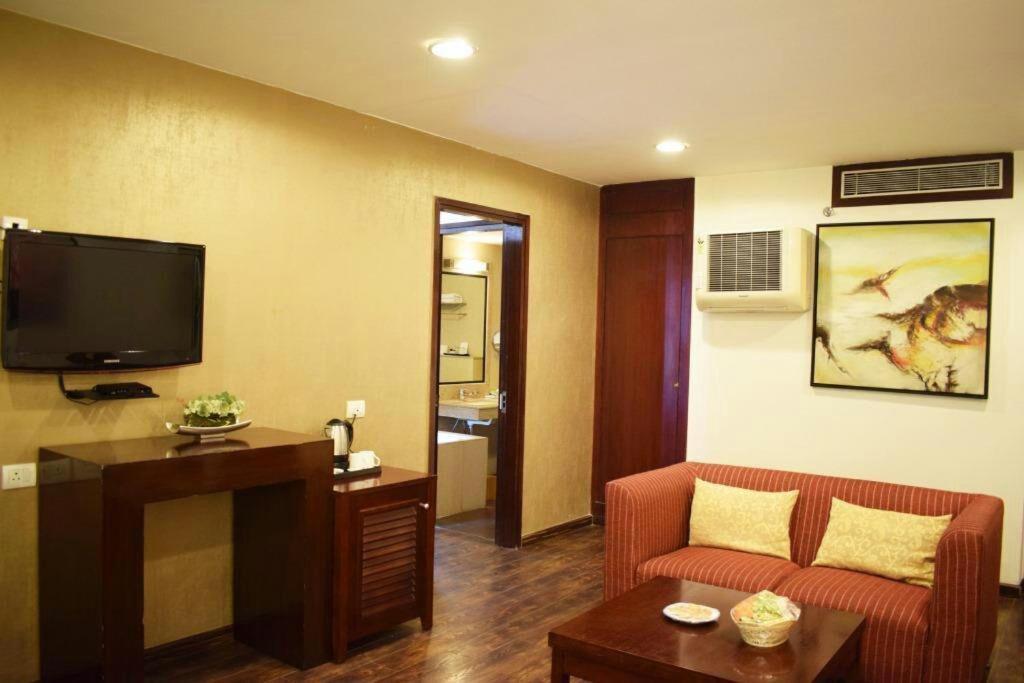 Grenville Hotel Gurgaon