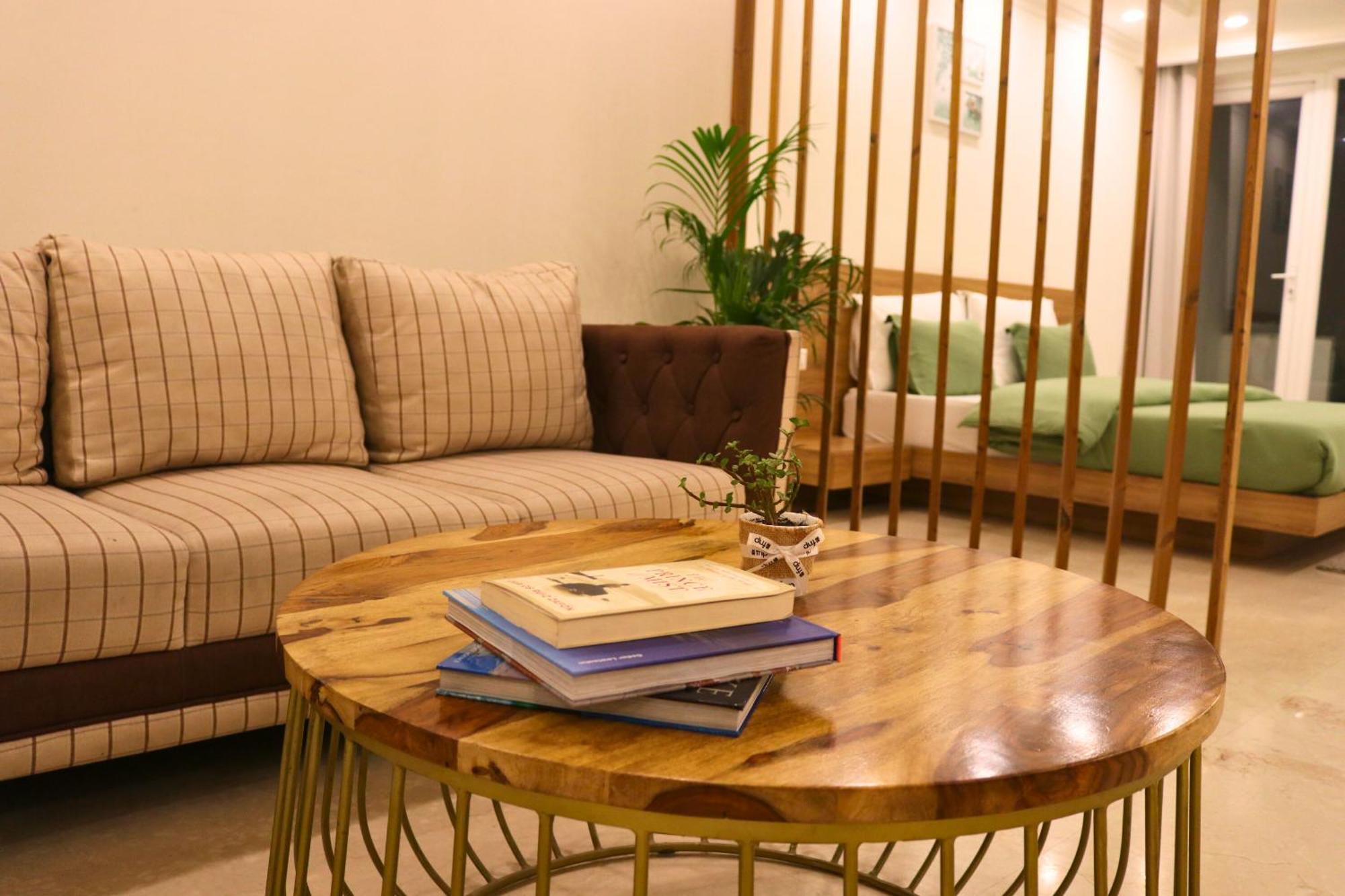Ava And Corporate Golf Course Road, Hotel Gurgaon