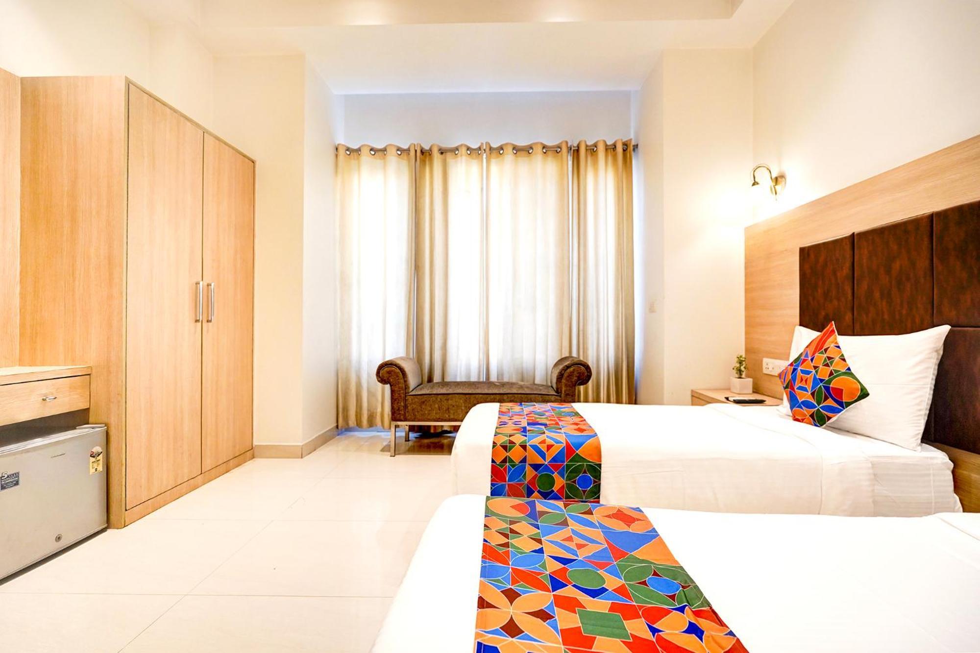 Fabhotel Interglobe Oasis Hotel 3*