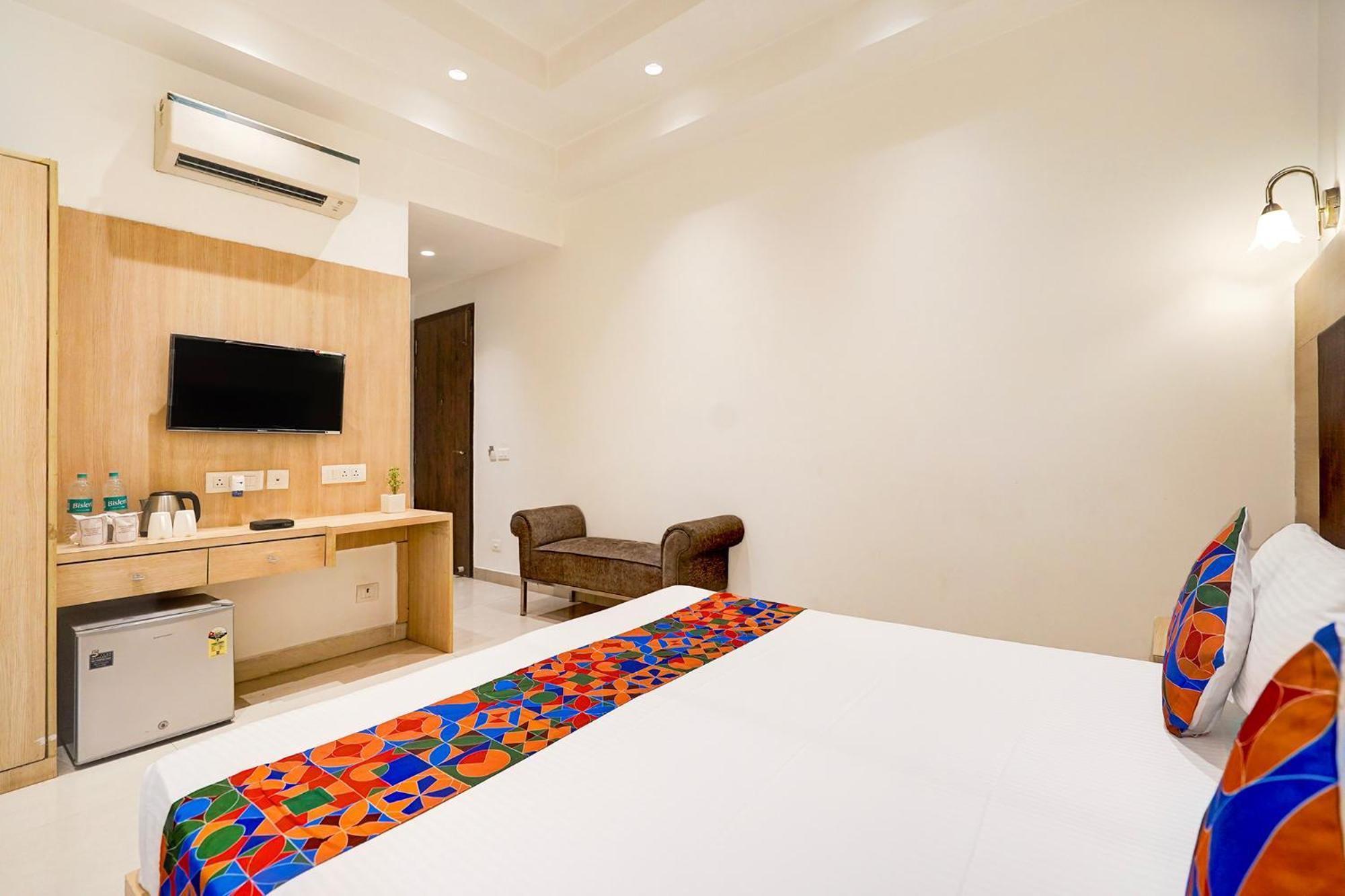 Hotel Fabhotel Interglobe Oasis 3*