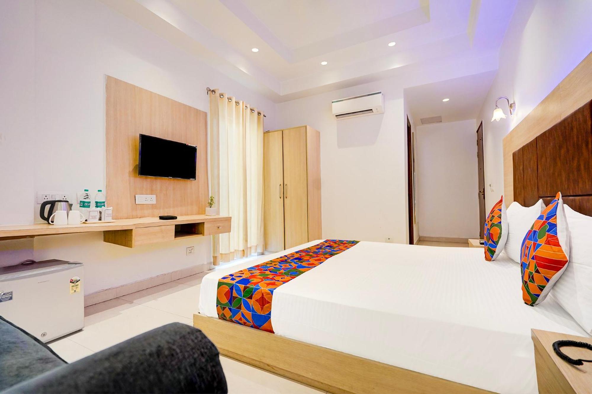 Fabhotel Interglobe Oasis Hotel 3*