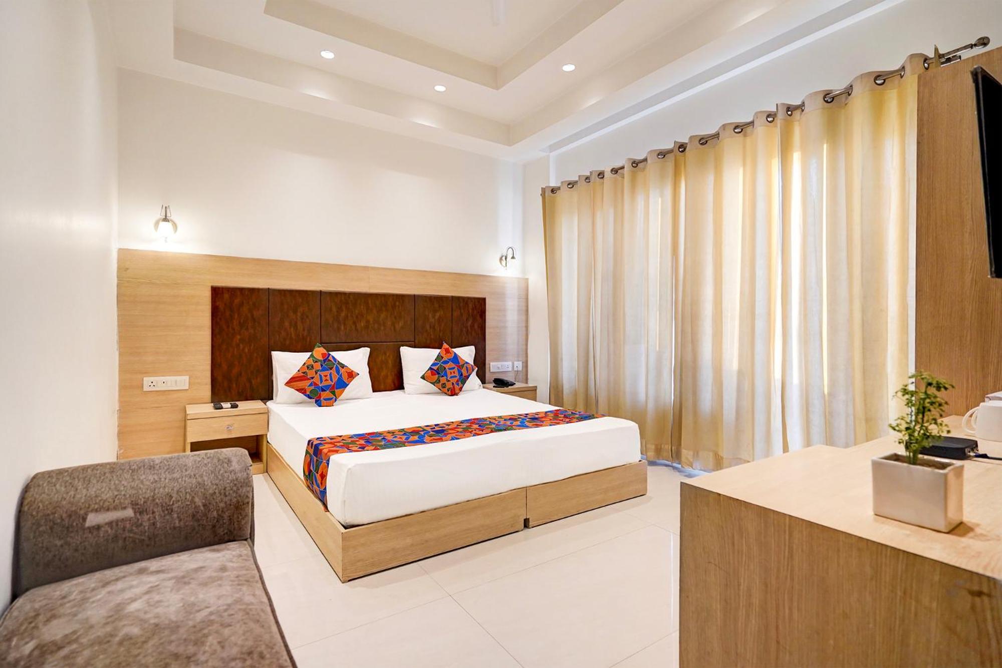 Fabhotel Interglobe Oasis Hotel Gurgaon