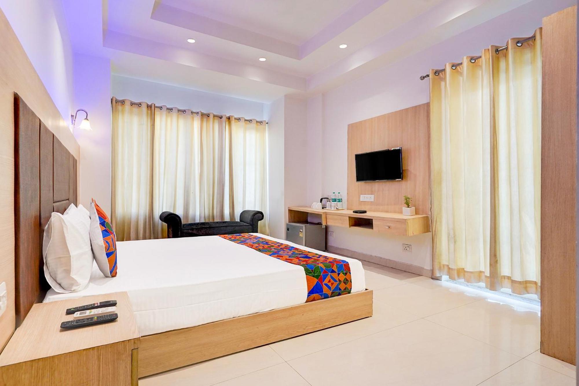 Fabhotel Interglobe Oasis Hotel Gurgaon