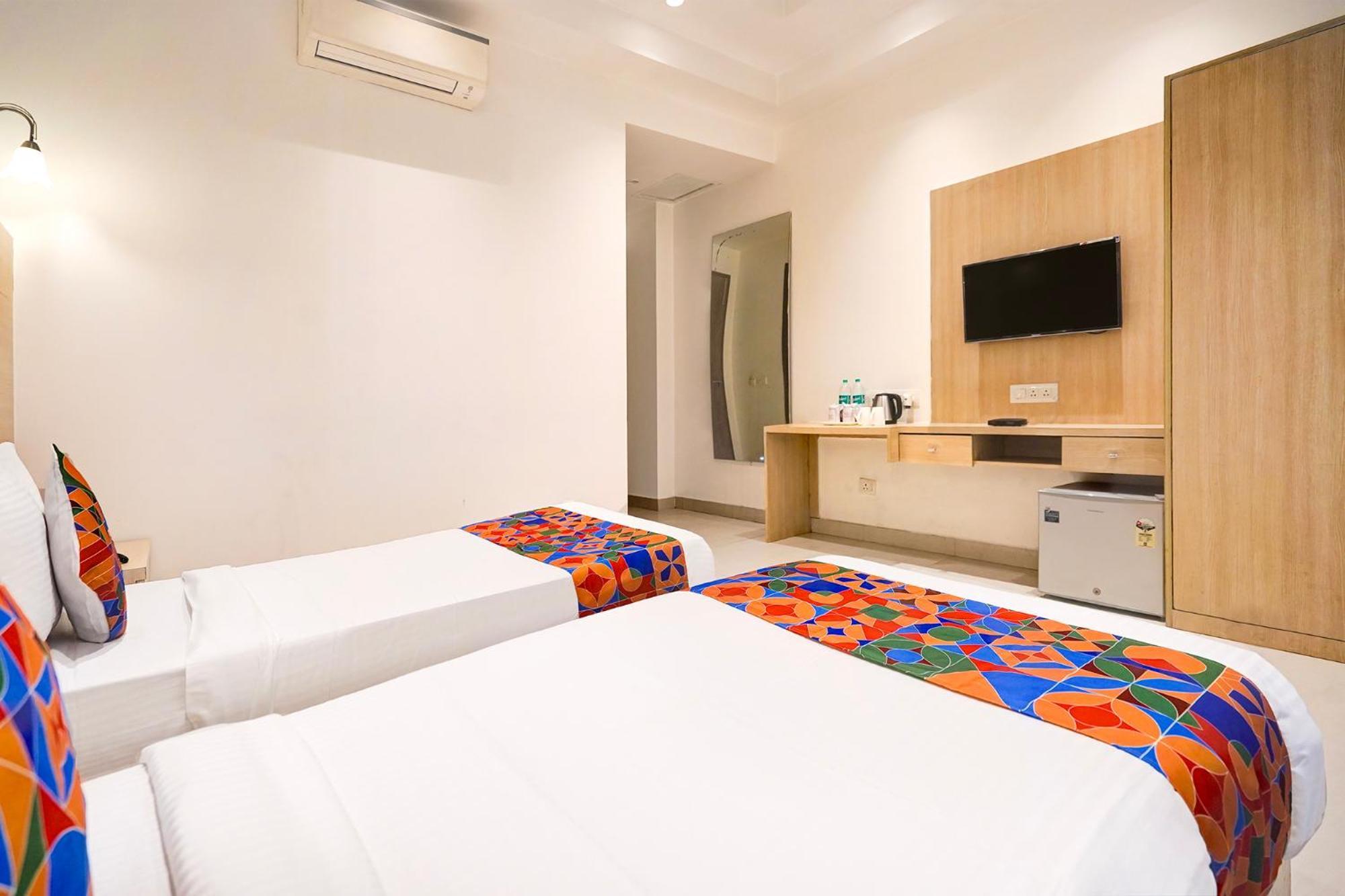 Hotel Fabhotel Interglobe Oasis