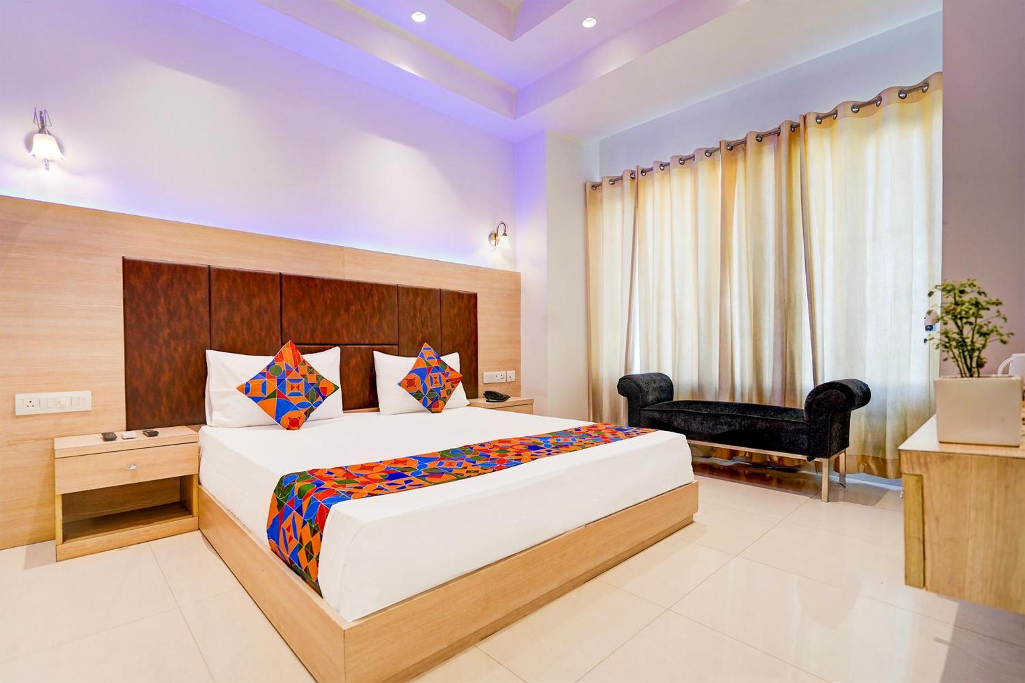 Fabhotel Interglobe Oasis
