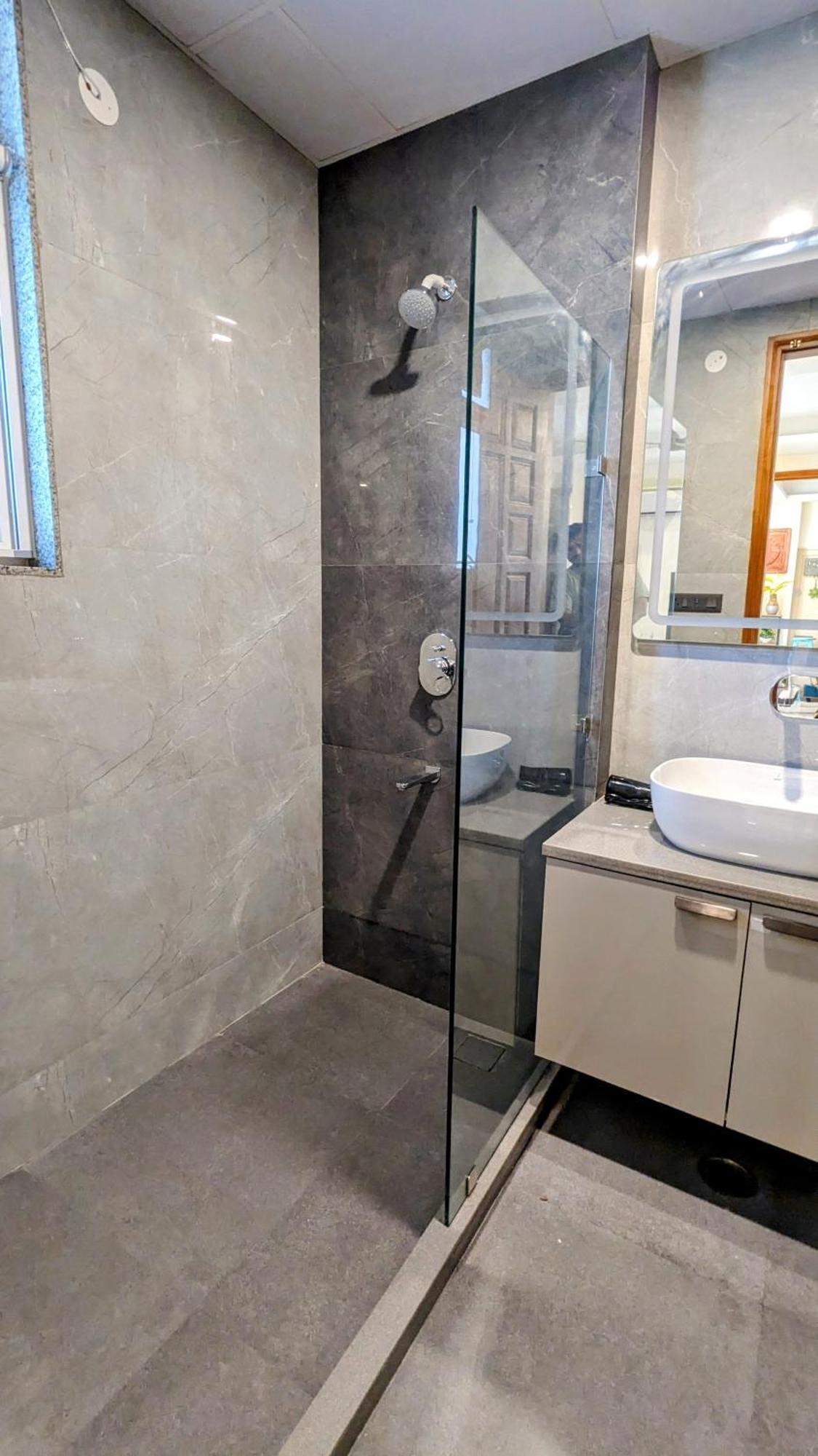 Amara - 1bhk, Forest View, Early Check In & W-fi 531-301 Apartment