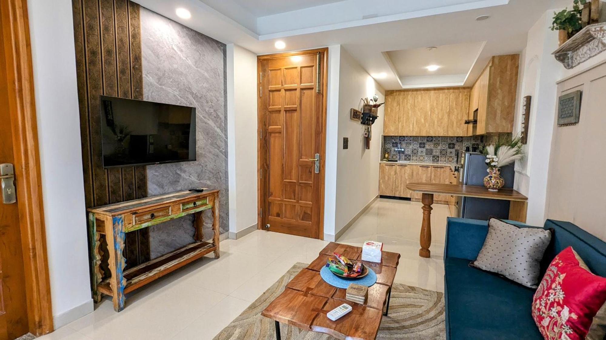 Amara - 1bhk, Forest View, Early Check In & W-fi 531-301 Apartment Gurgaon