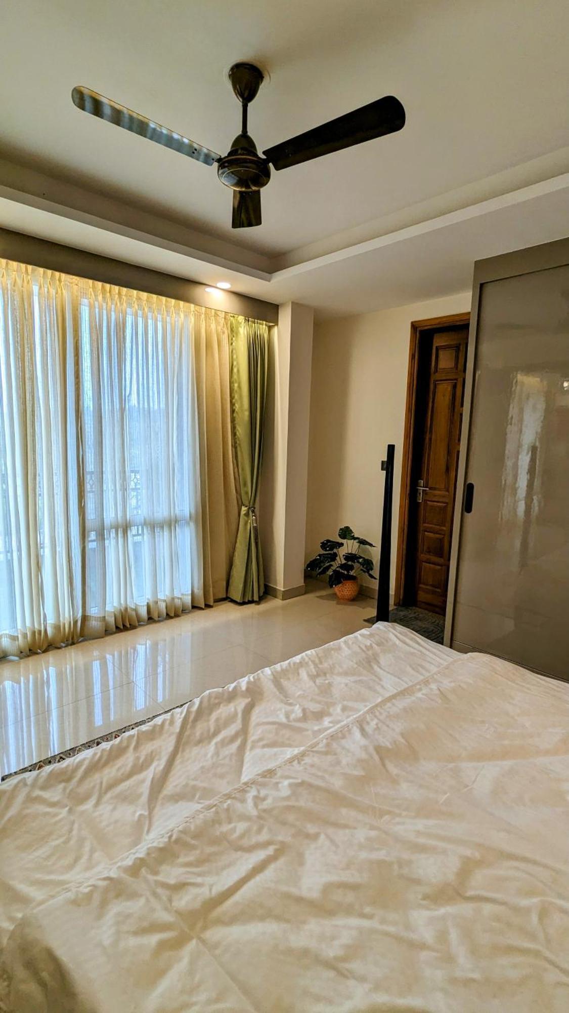 Amara - 1bhk, Forest View, Early Check In & W-fi 531-301 Gurgaon
