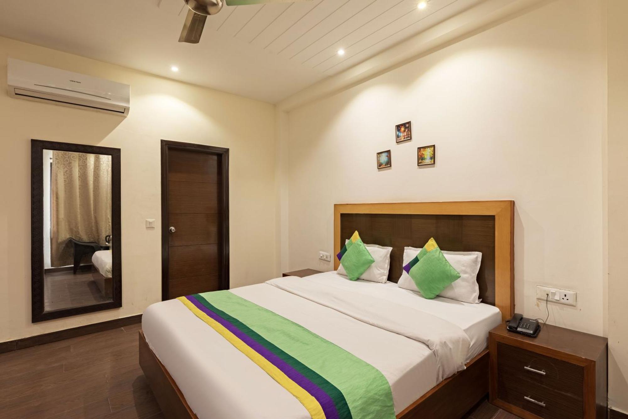 Hotel Treebo White Castle,