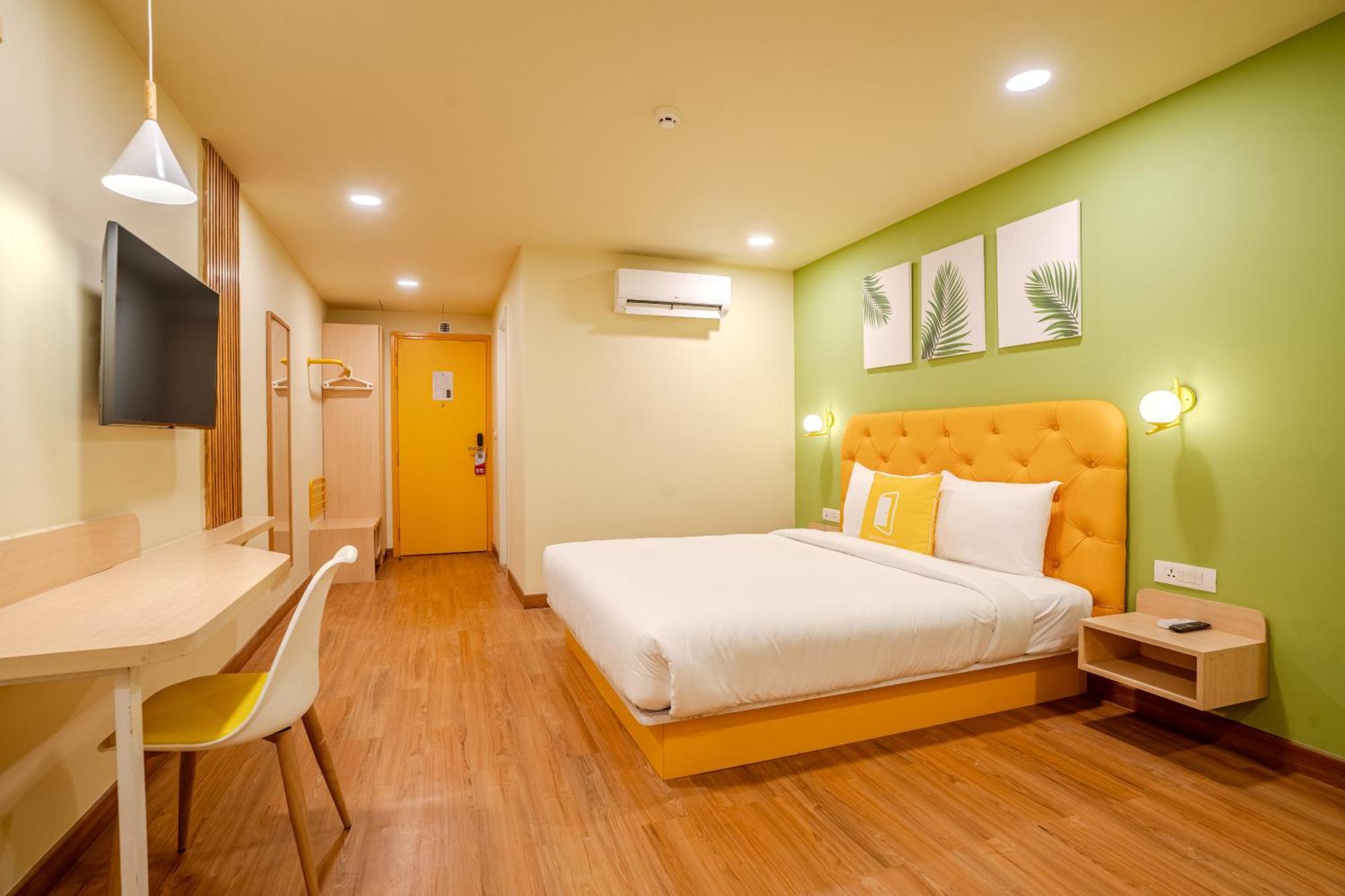 Hotel Bloom - Medicity Gurugram, Near Medanta Hospital