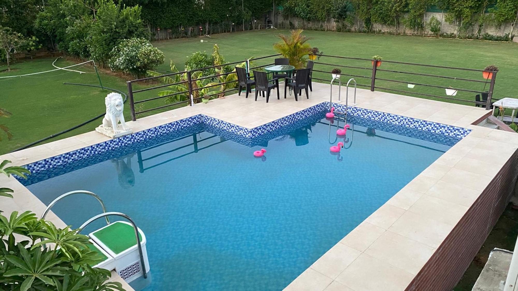 The Singh Farm Cosy Private Pool Farm Villa