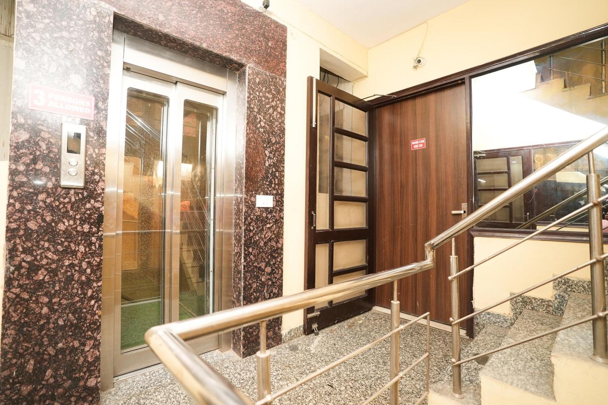 Prince Villa Hotel Gurgaon