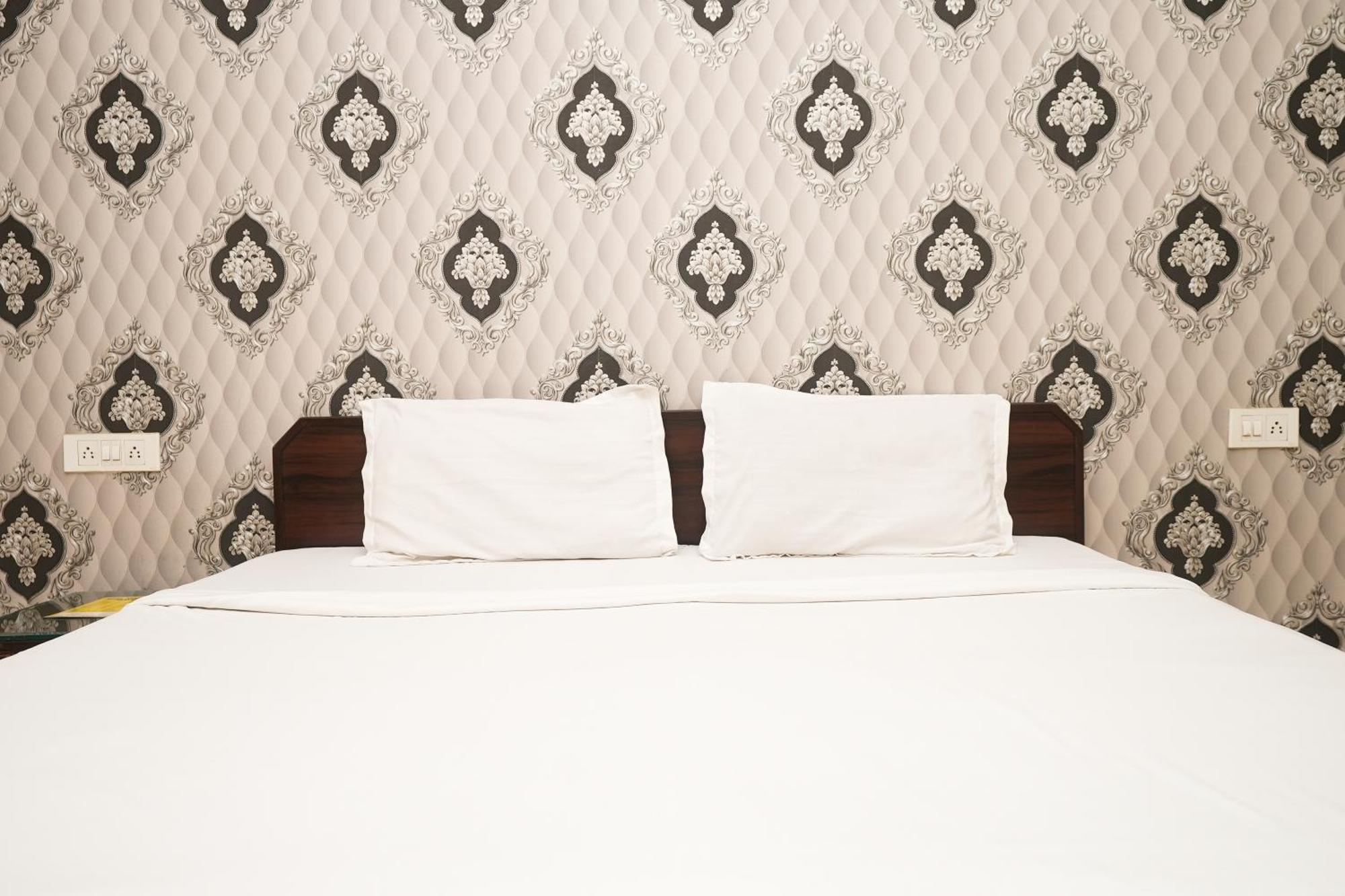Prince Villa Hotel