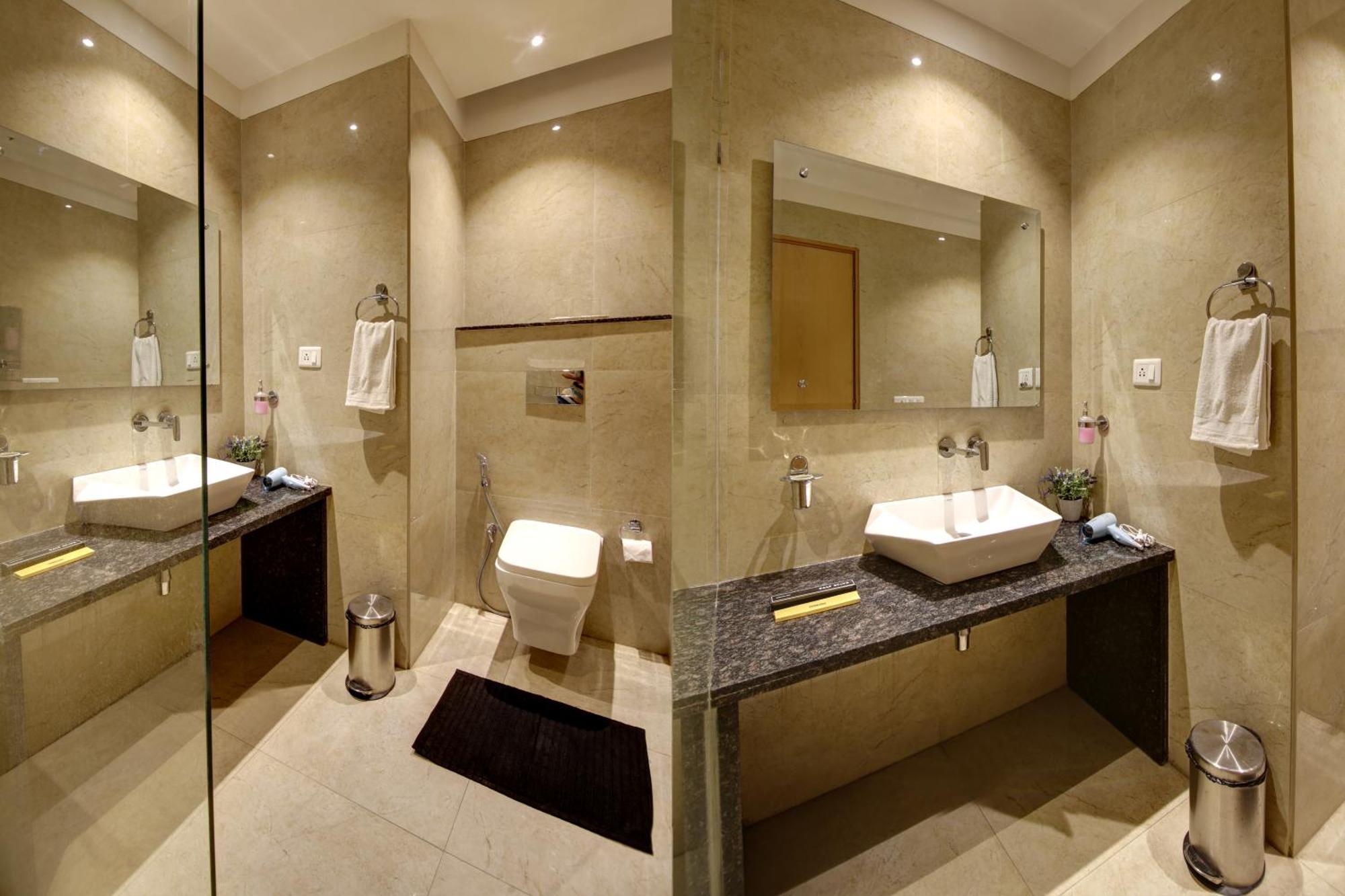 Hotel Saltstayz Select - Galleria Market & Golf Course Road