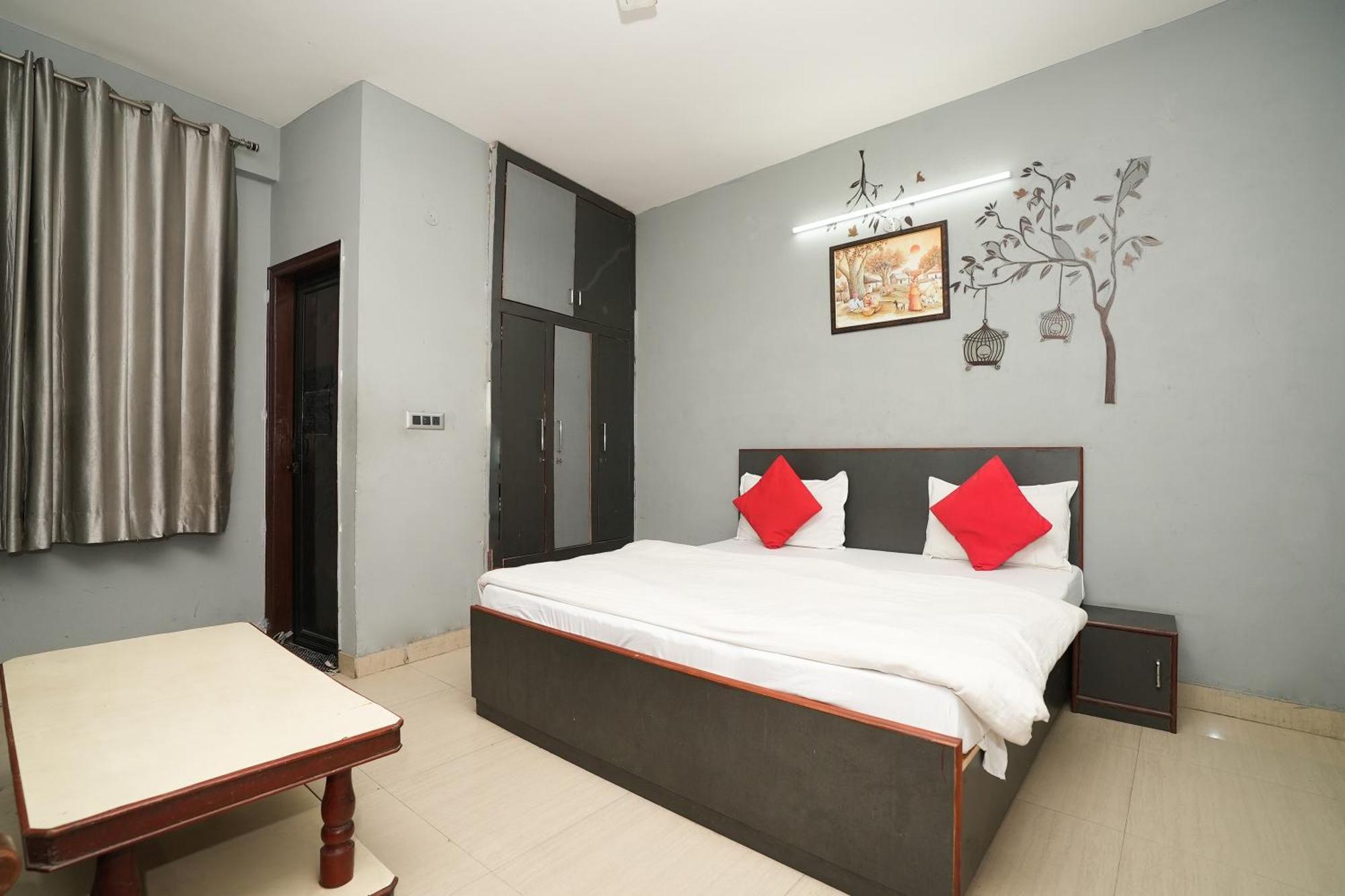 Sunrise Hotel