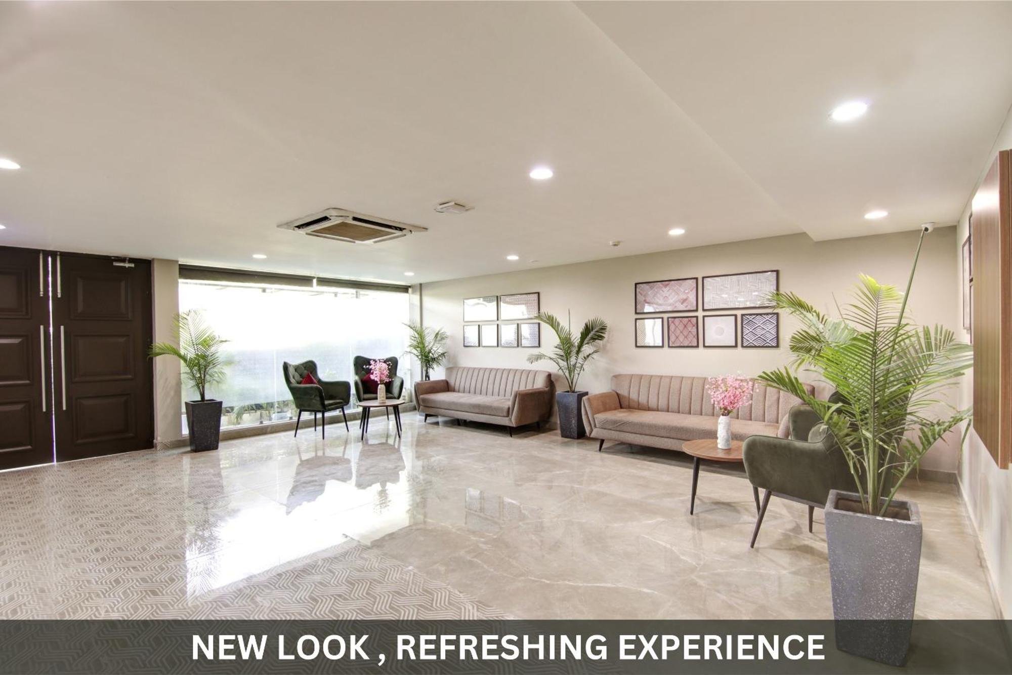 Saltstayz Select - Near Sohna Road Center