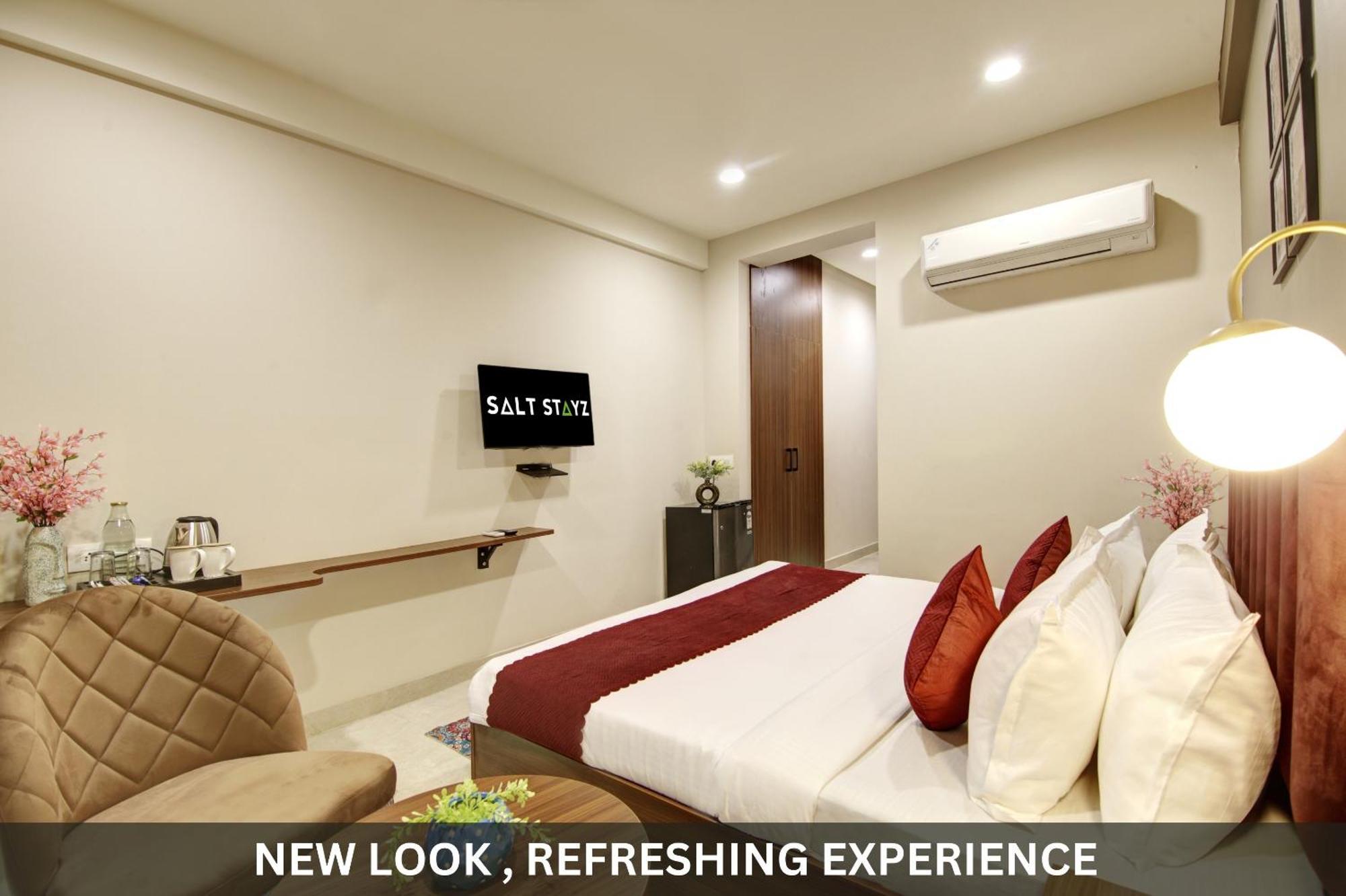 Saltstayz Select - Near Sohna Road Center Hotel 3*