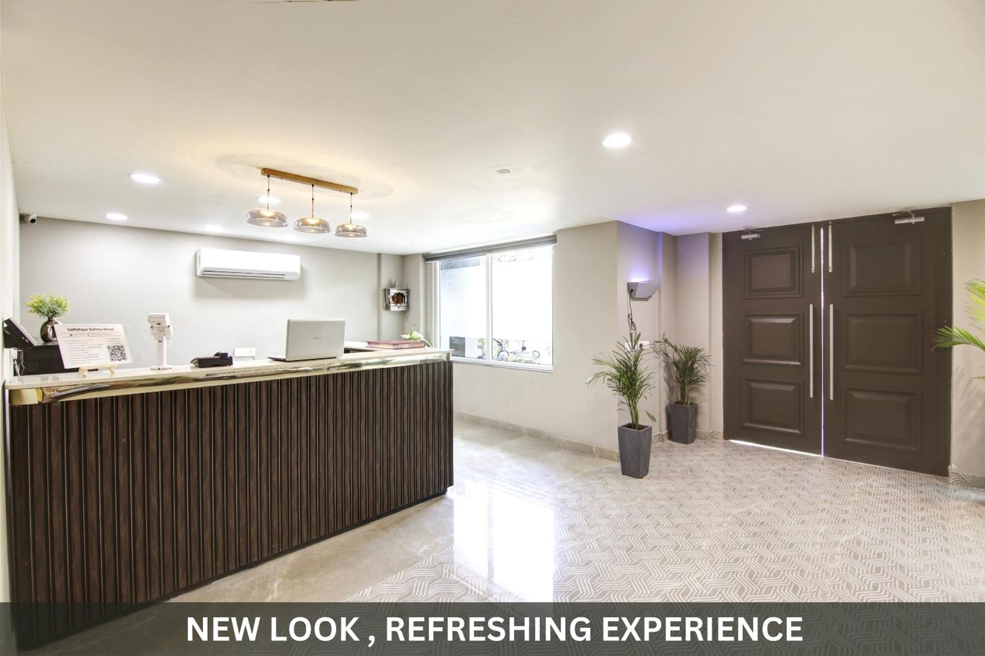 Saltstayz Select - Near Sohna Road Center Hotel 3*