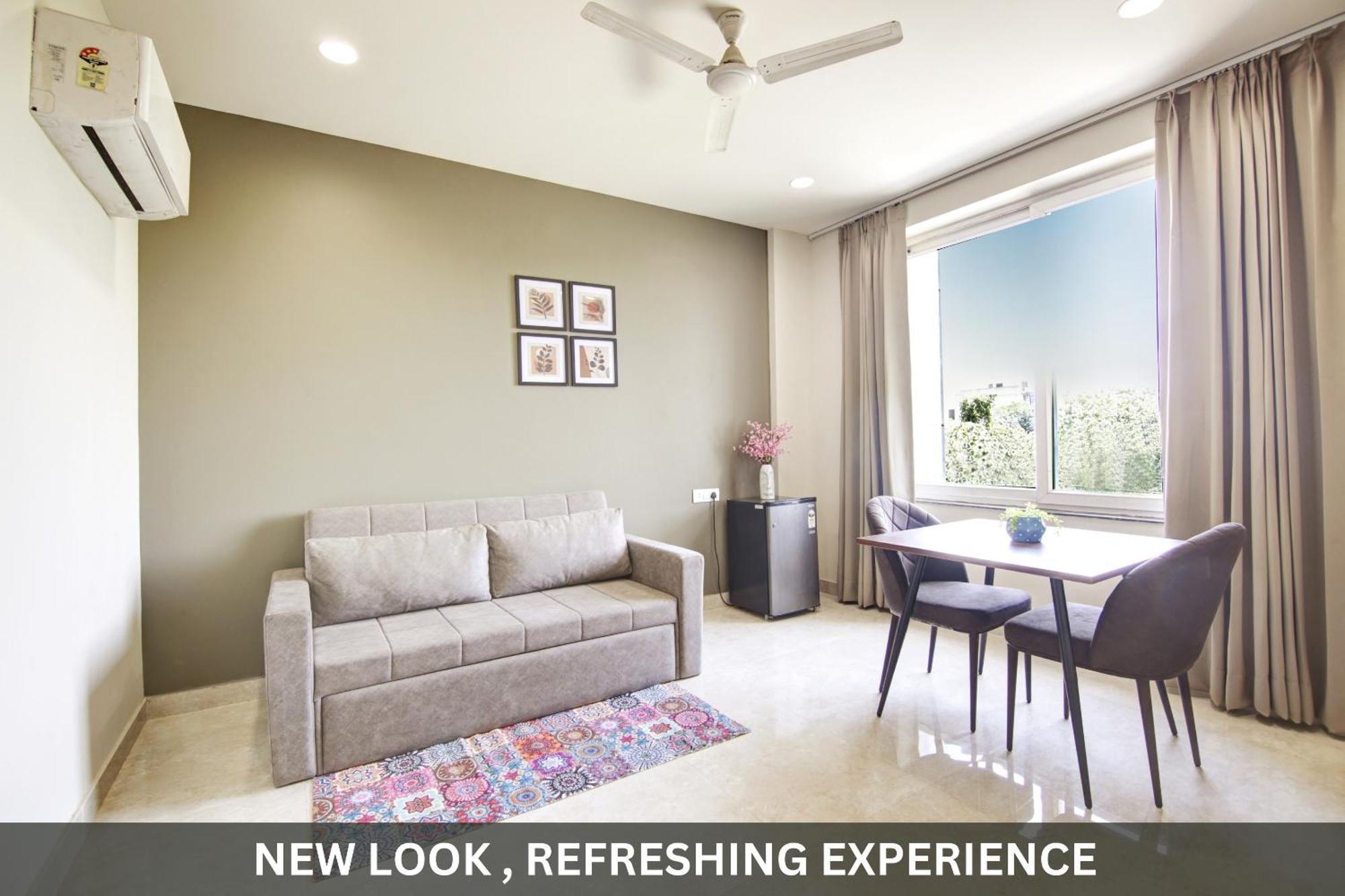 Hotel Saltstayz Select - Near Sohna Road Center 3*