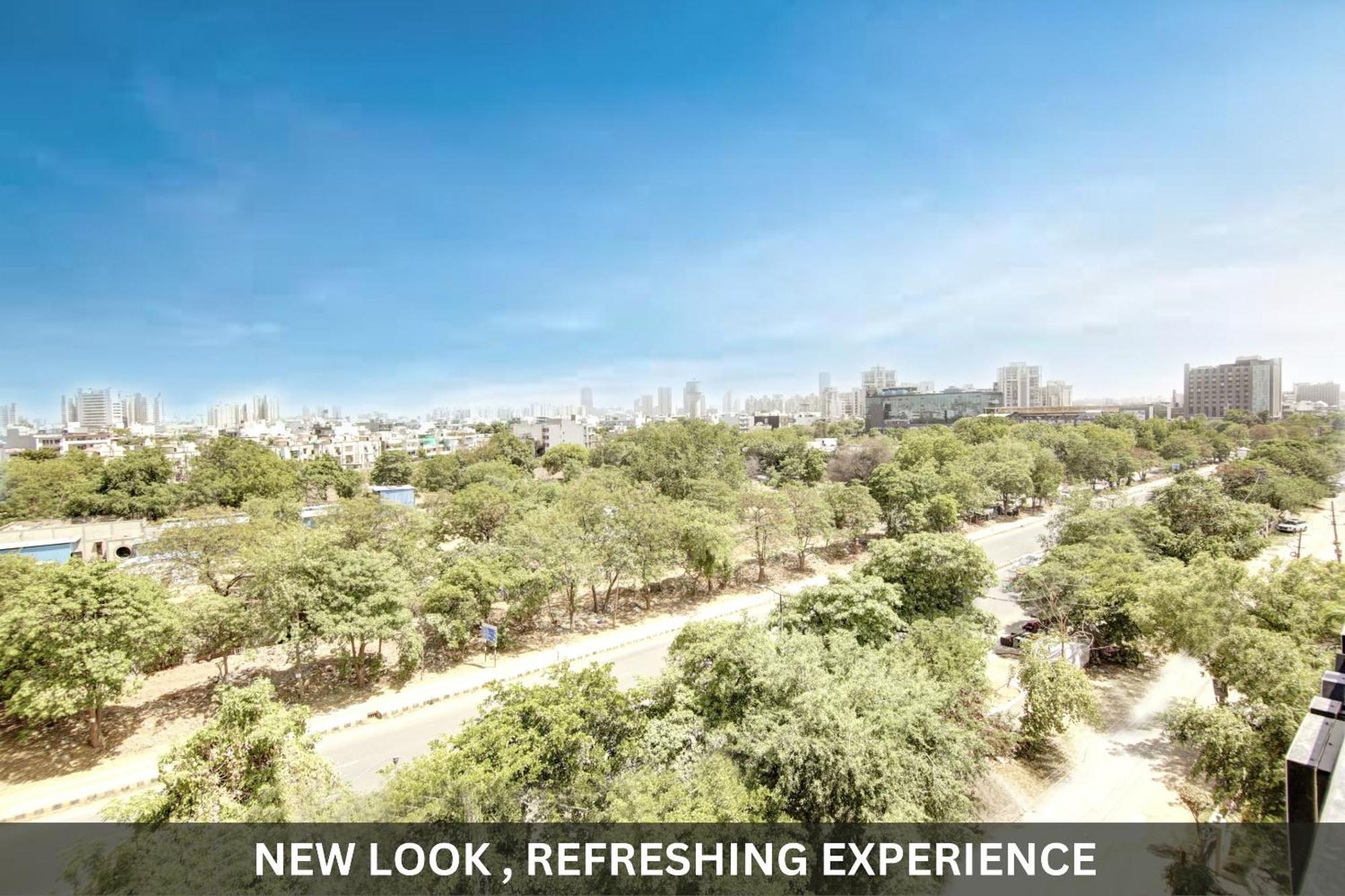 Saltstayz Select - Near Sohna Road Center