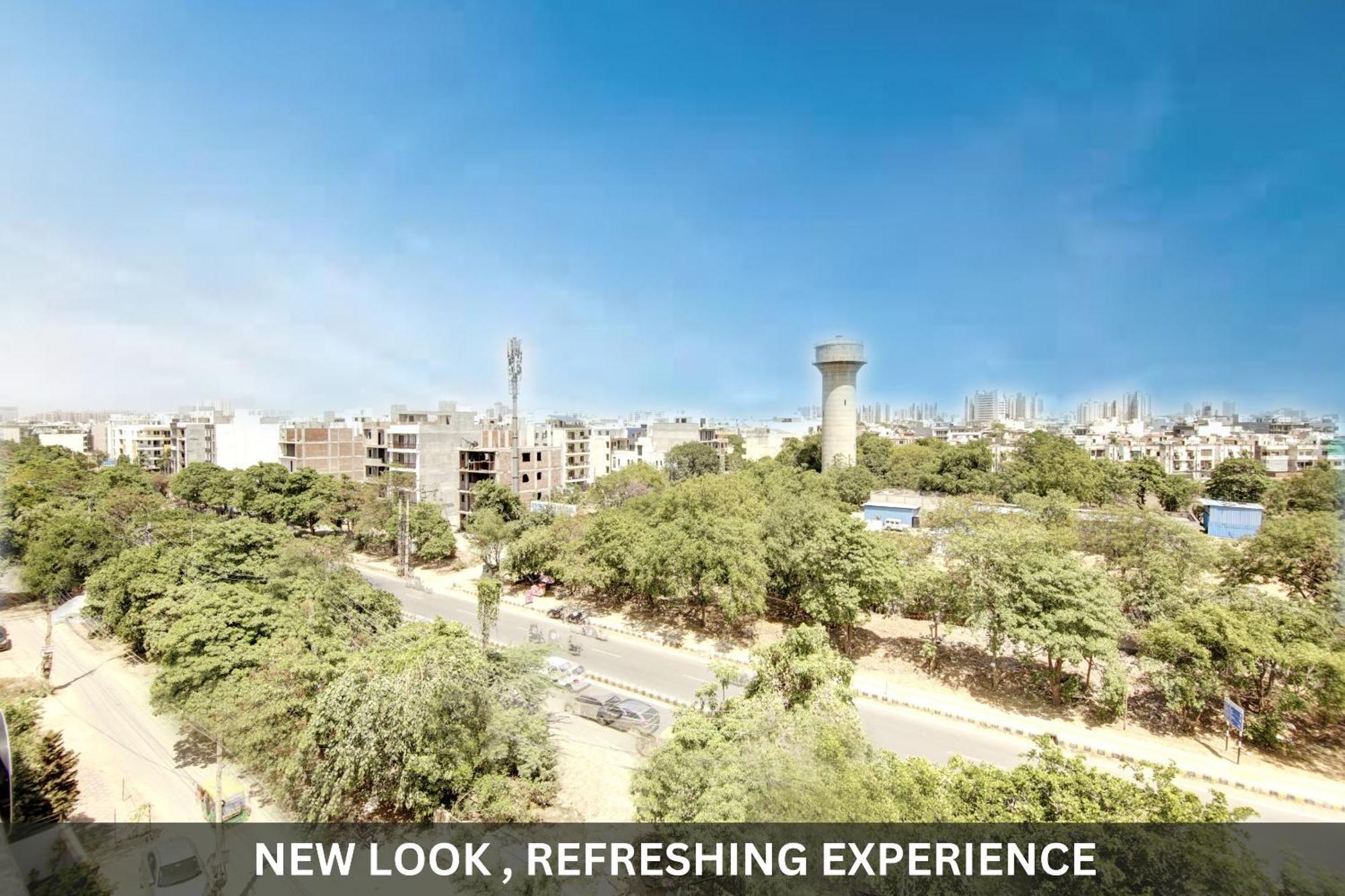 Saltstayz Select - Near Sohna Road Center 3*