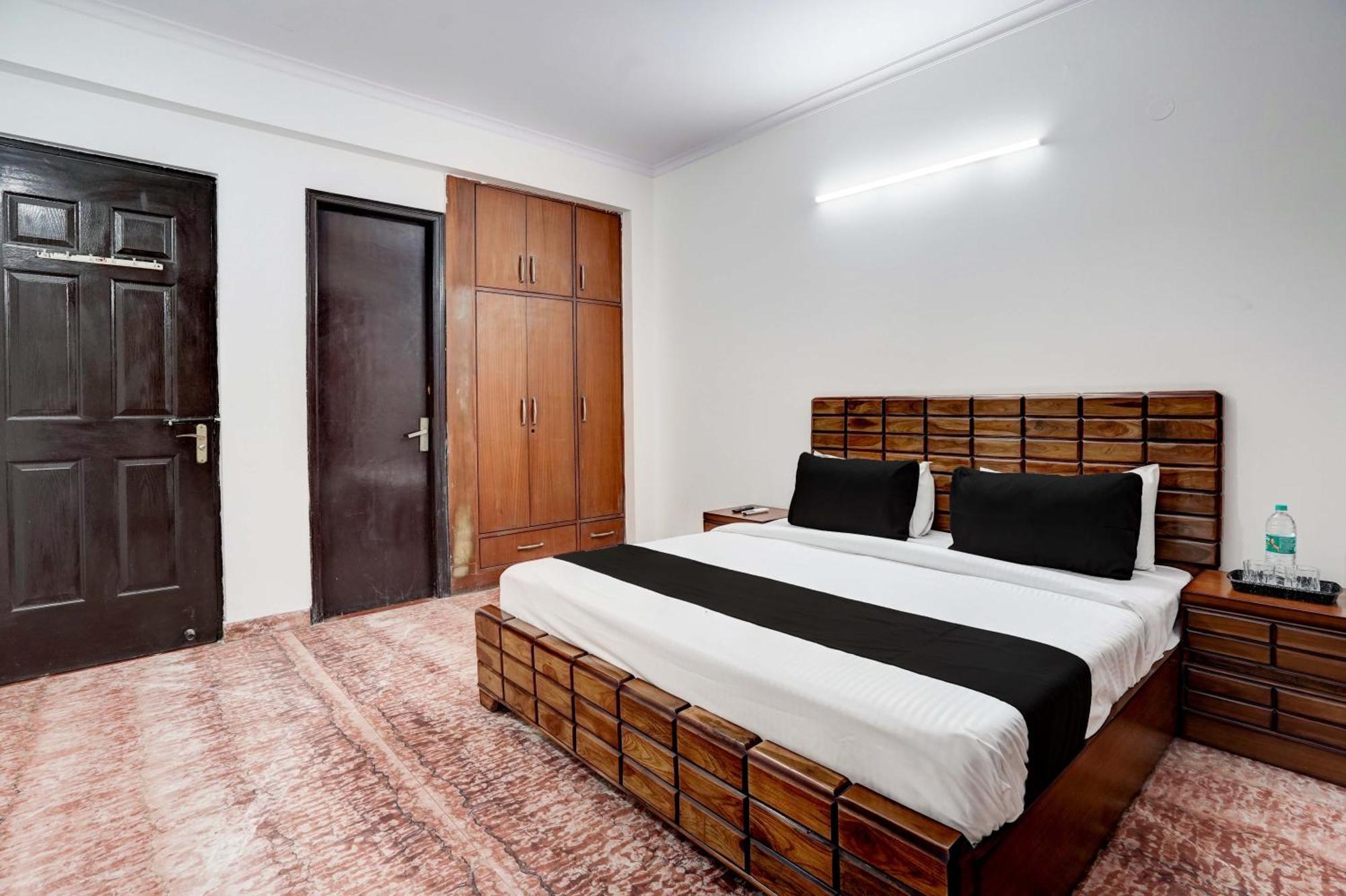 Collection O Dev Hotel