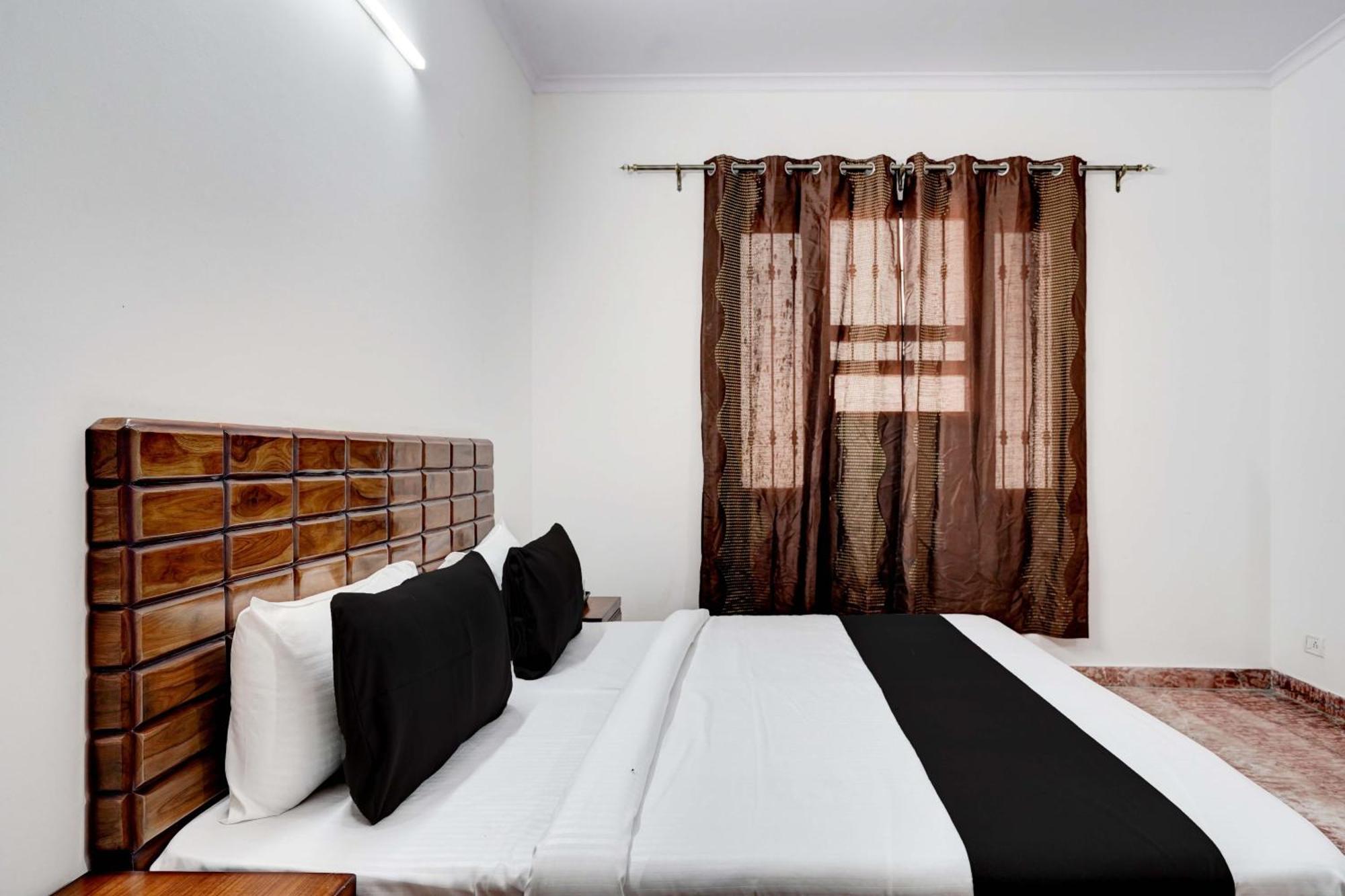 Collection O Dev Hotel