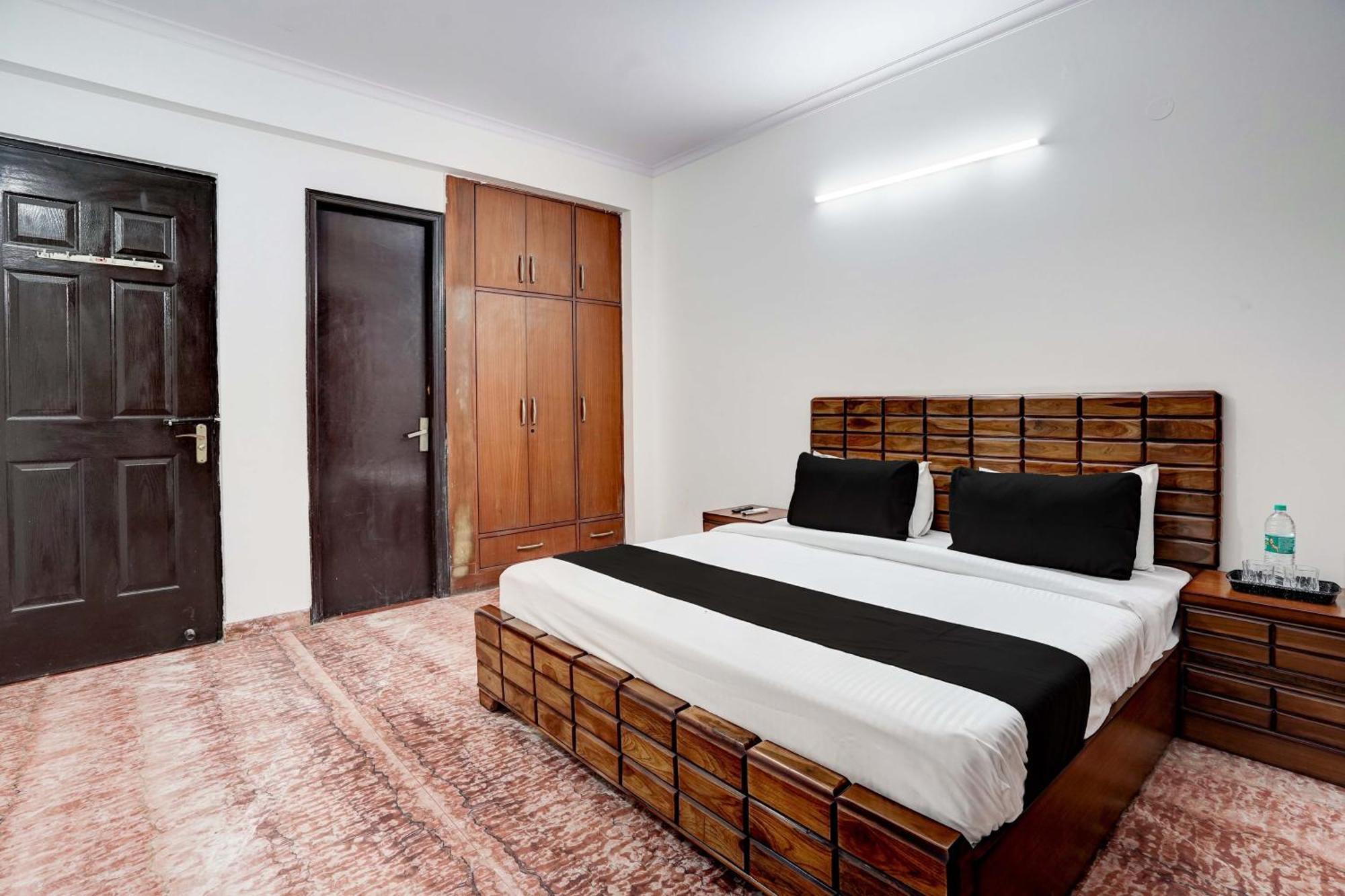 Collection O Dev Hotel 4*