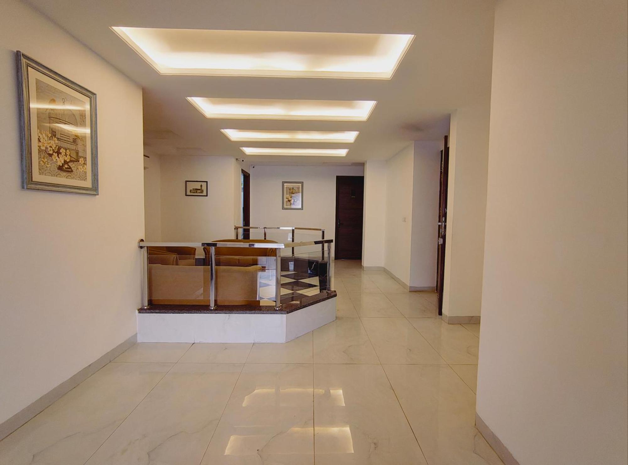 Hotel Elite 32 Avenue - Near Google Building
