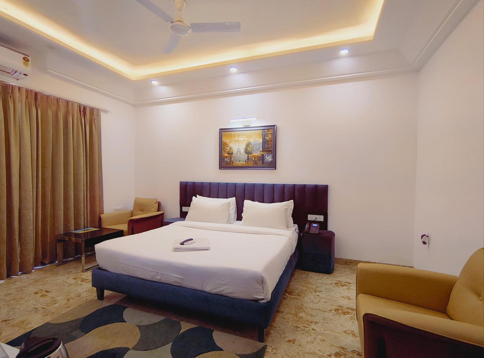 Elite 32 Avenue - Near Google Building Hotel 3*