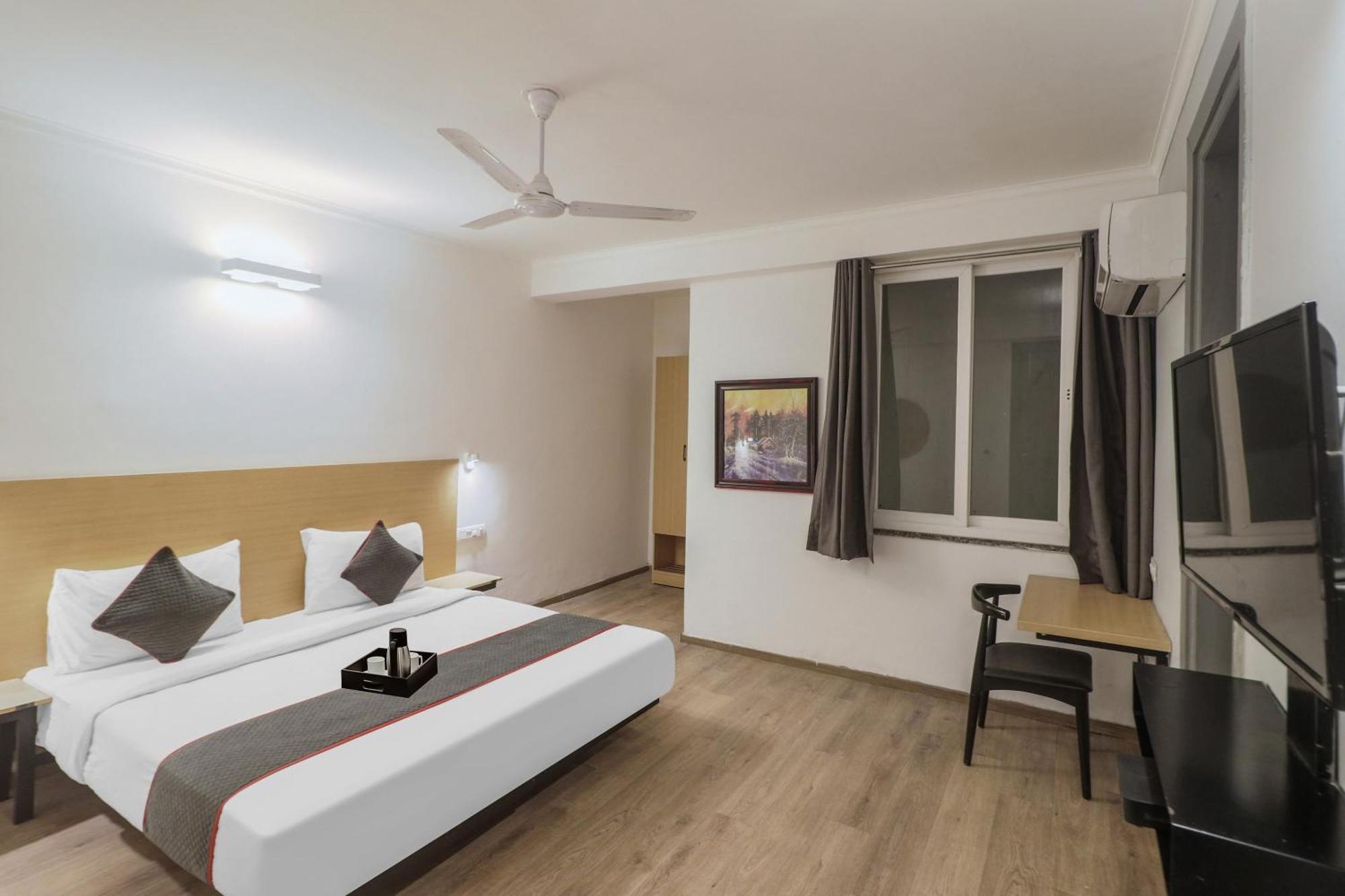 Hotel Townhouse Flora Lite