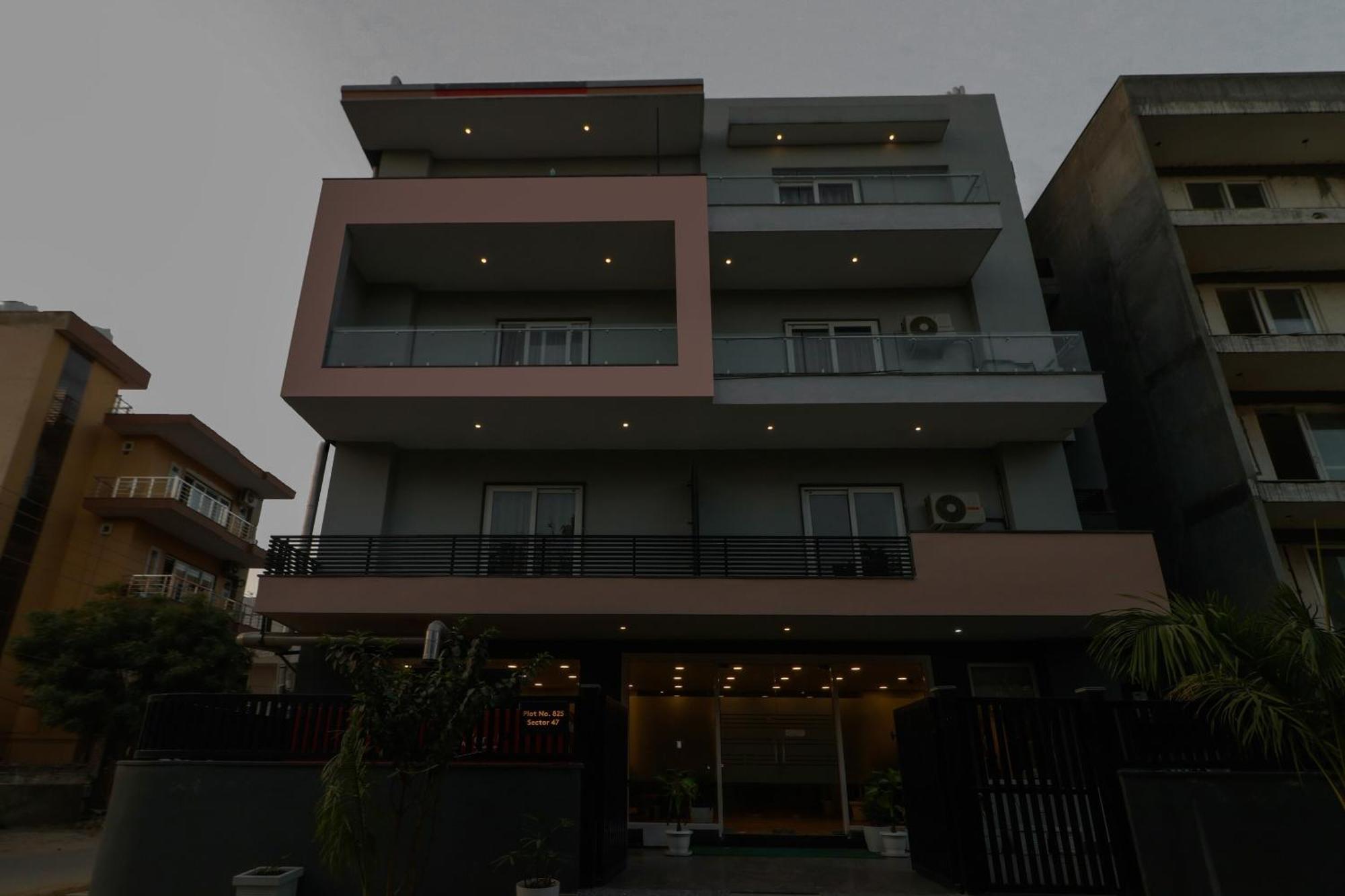Townhouse Flora Lite 4* Gurgaon