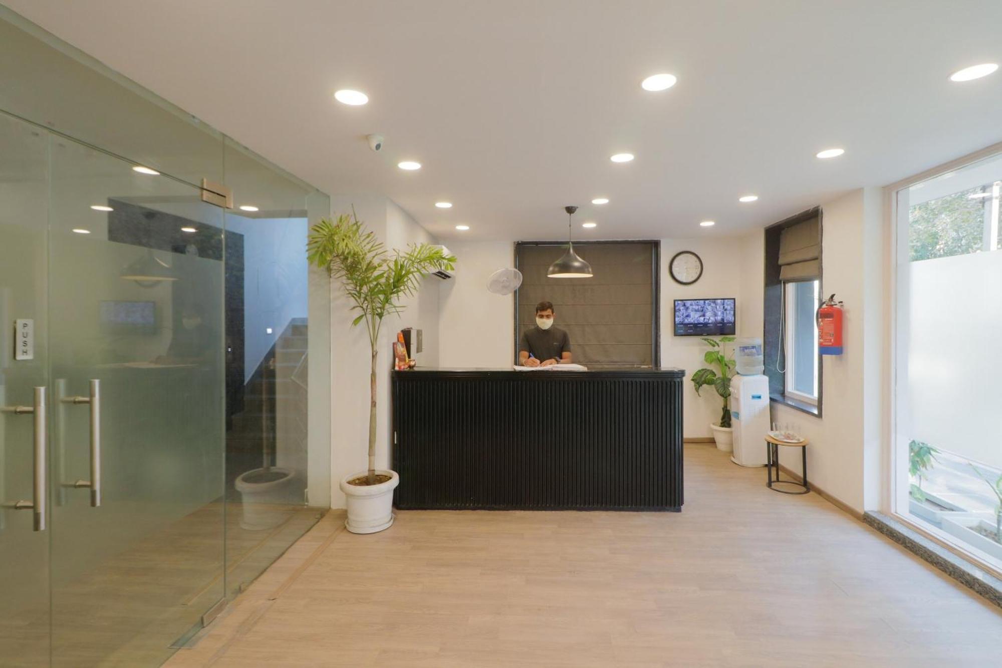 Townhouse Flora Lite 4* Gurgaon
