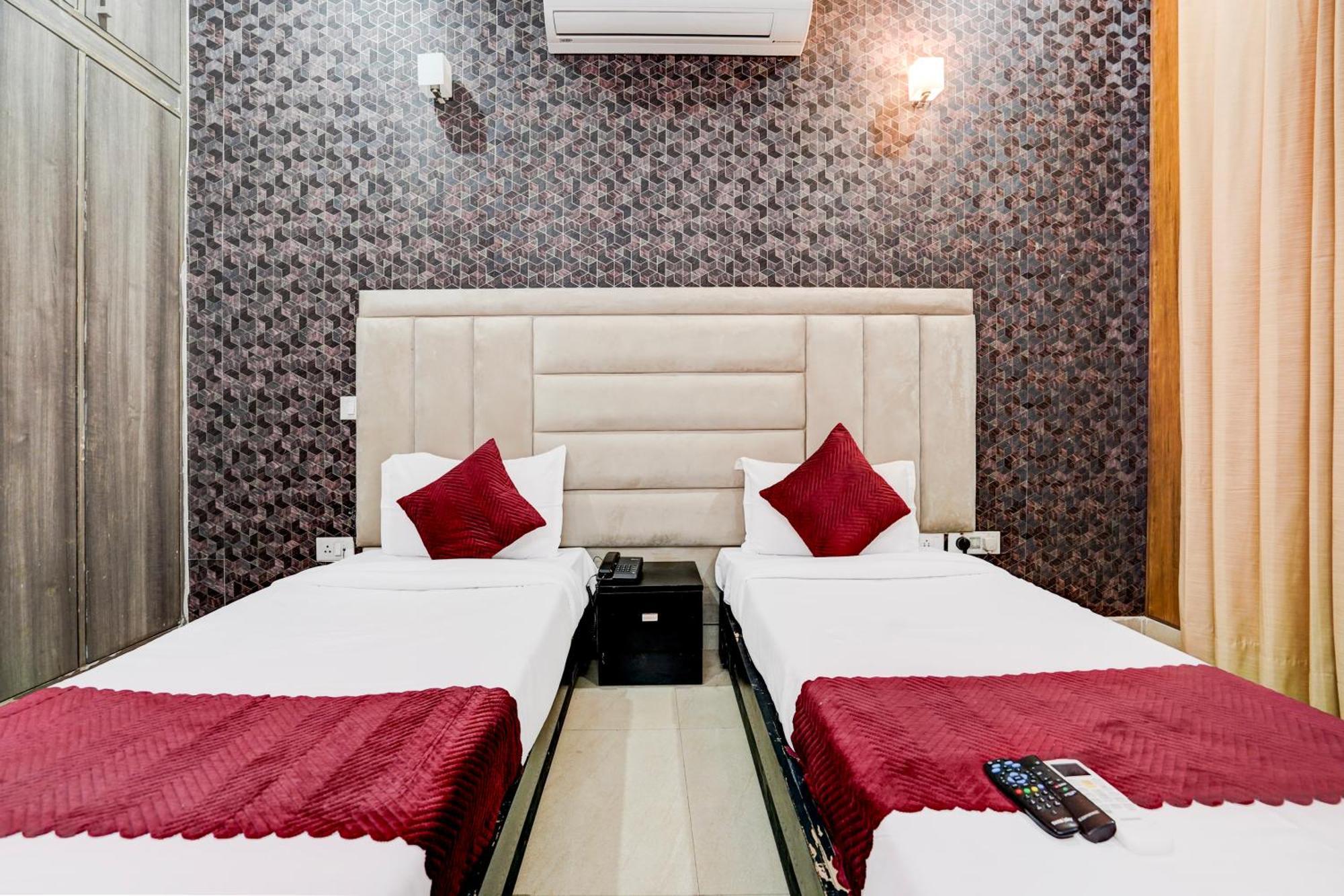 Fabexpress Next 3* Gurgaon
