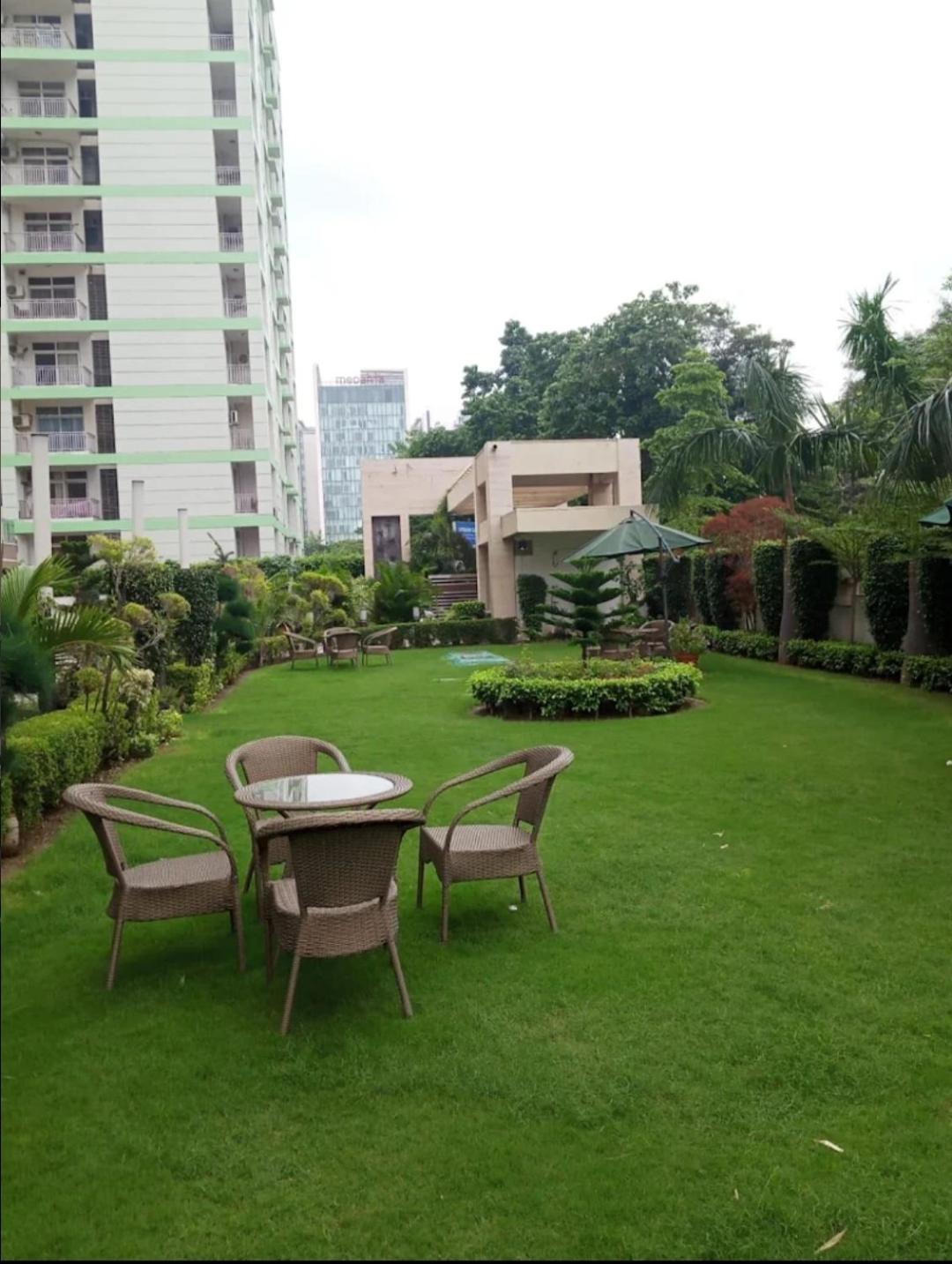 Apartment Gazebo & Medanta