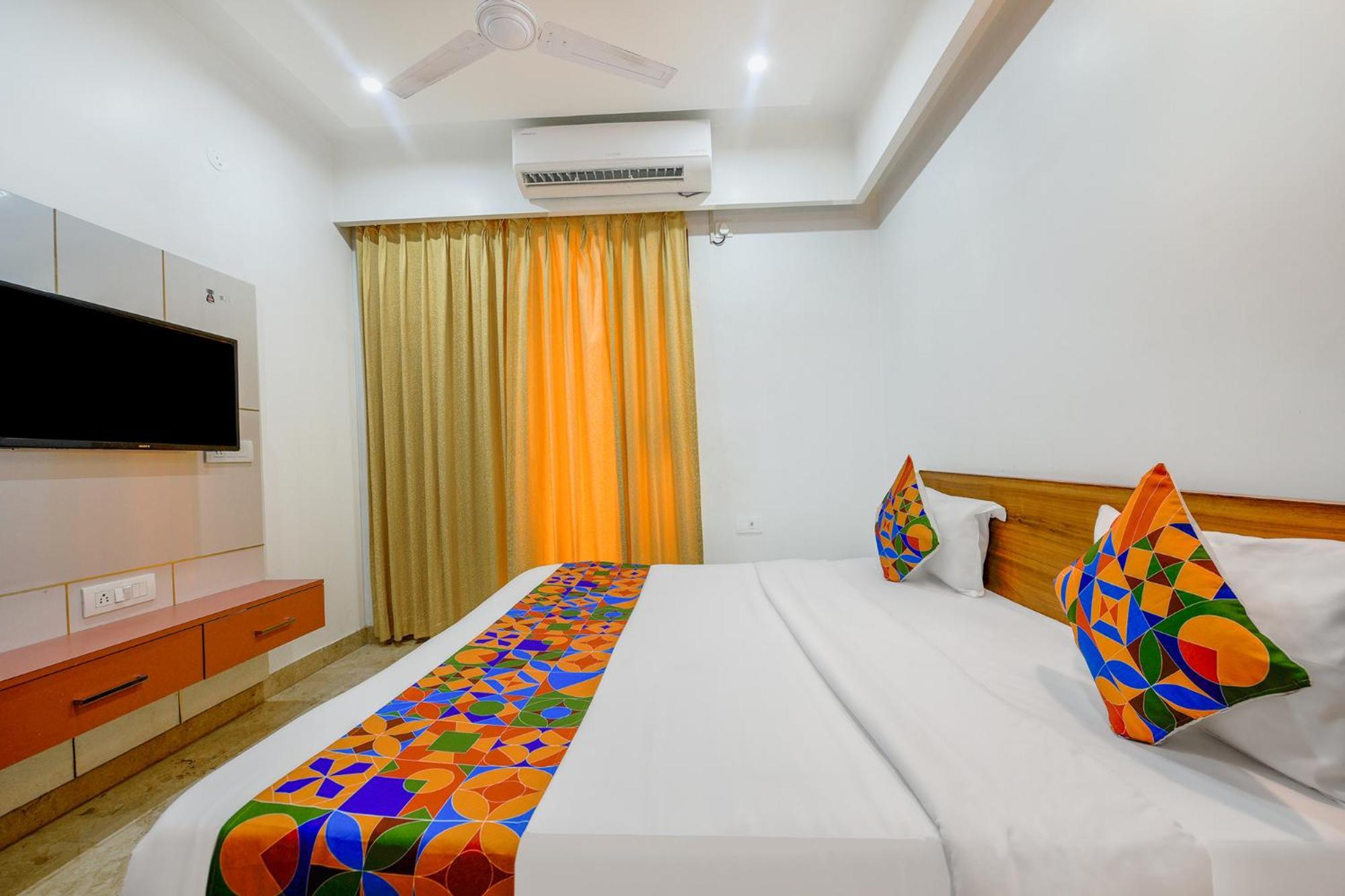 Fabhotel Nyra Residency